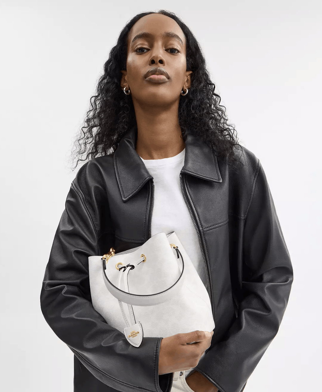 Coach NWT Coach Rowan Bucket Bag In Signature Canvas CBH07 Size ONE SIZE - 9 Thumbnail
