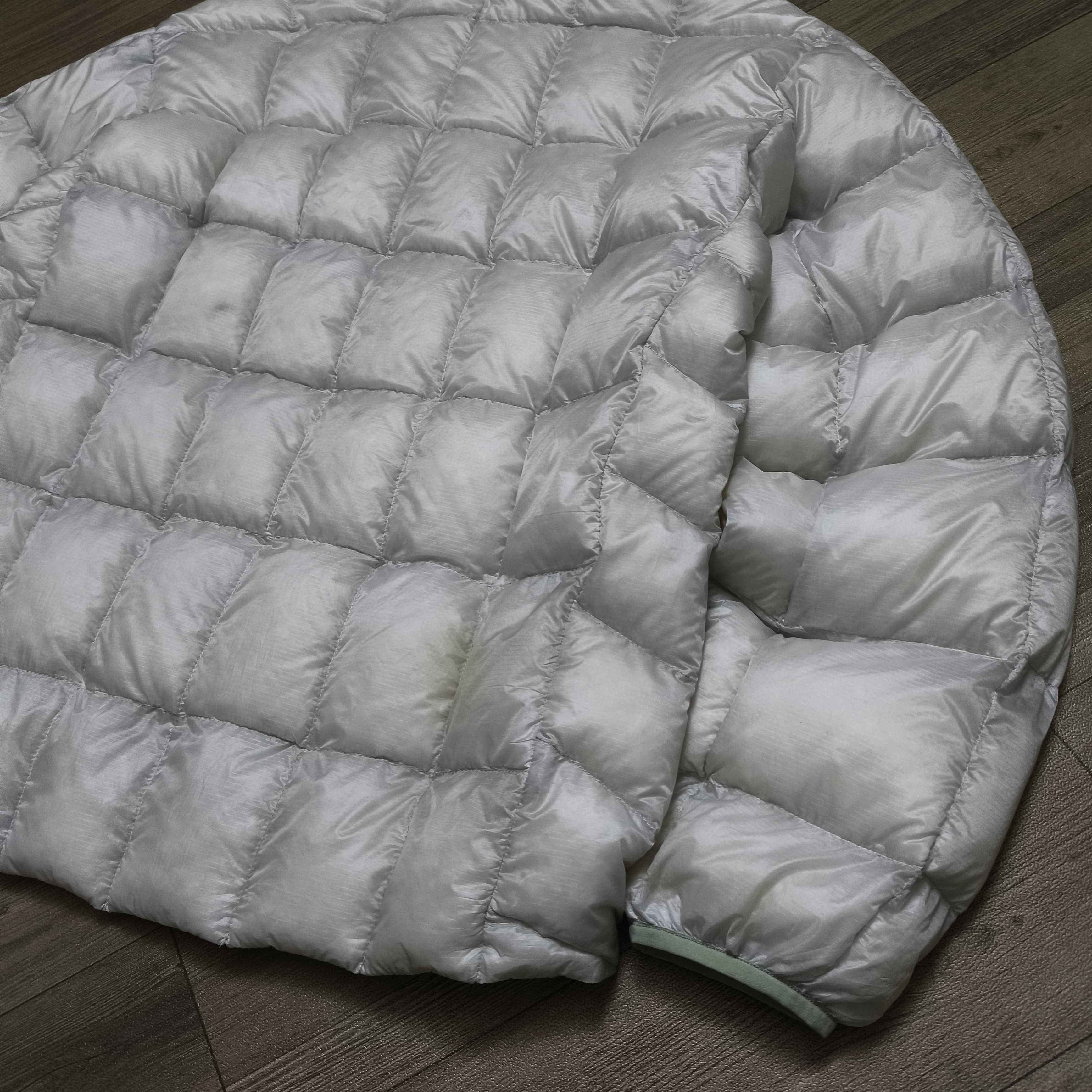 Montbell Montbell Square Quilting Puffer Down Jacket Superior Size US L / EU 52-54 / 3 - 10 Thumbnail