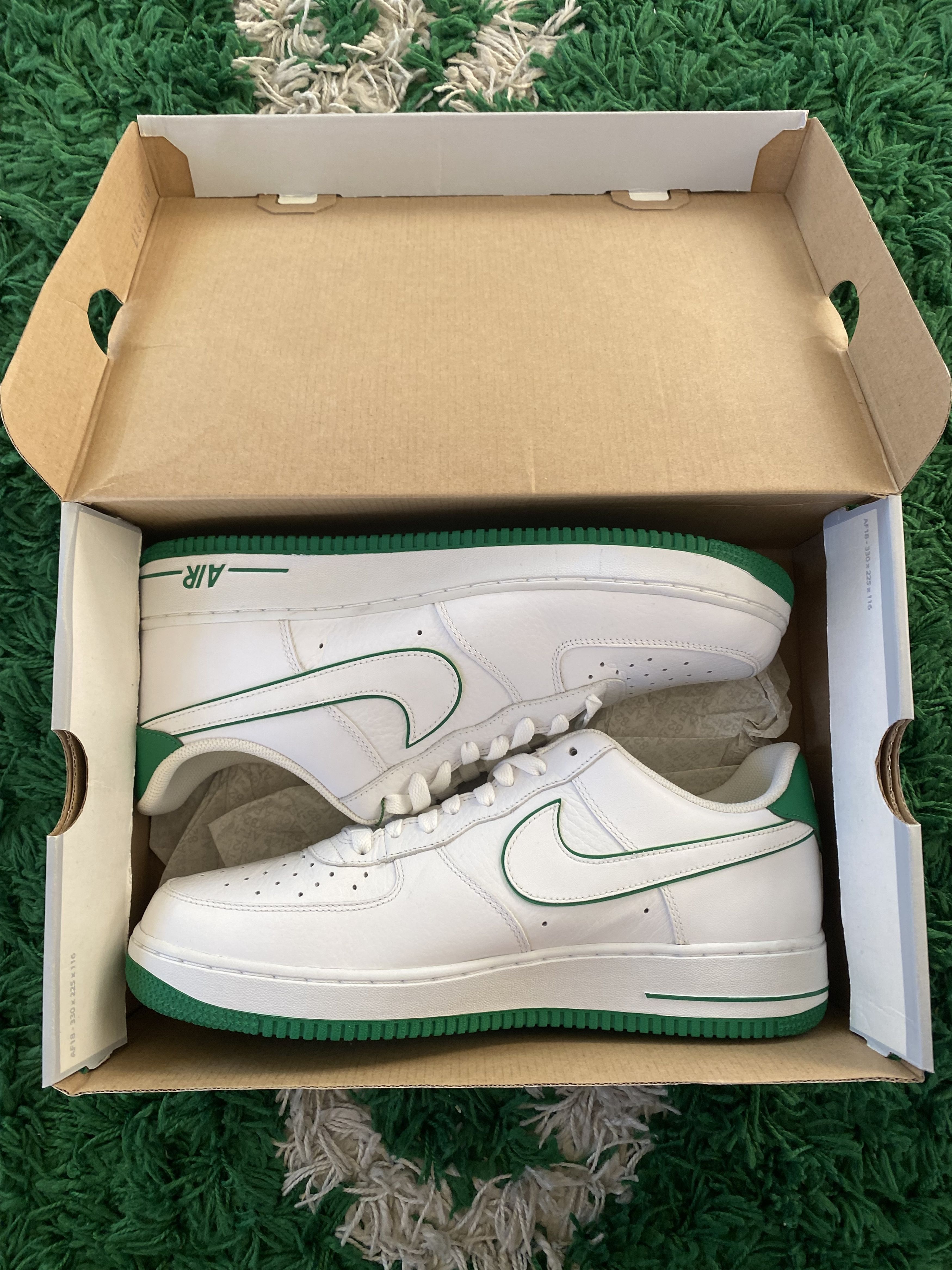 Nike Air Force 1 Low Size US 11 / EU 44 - 1 Thumbnail