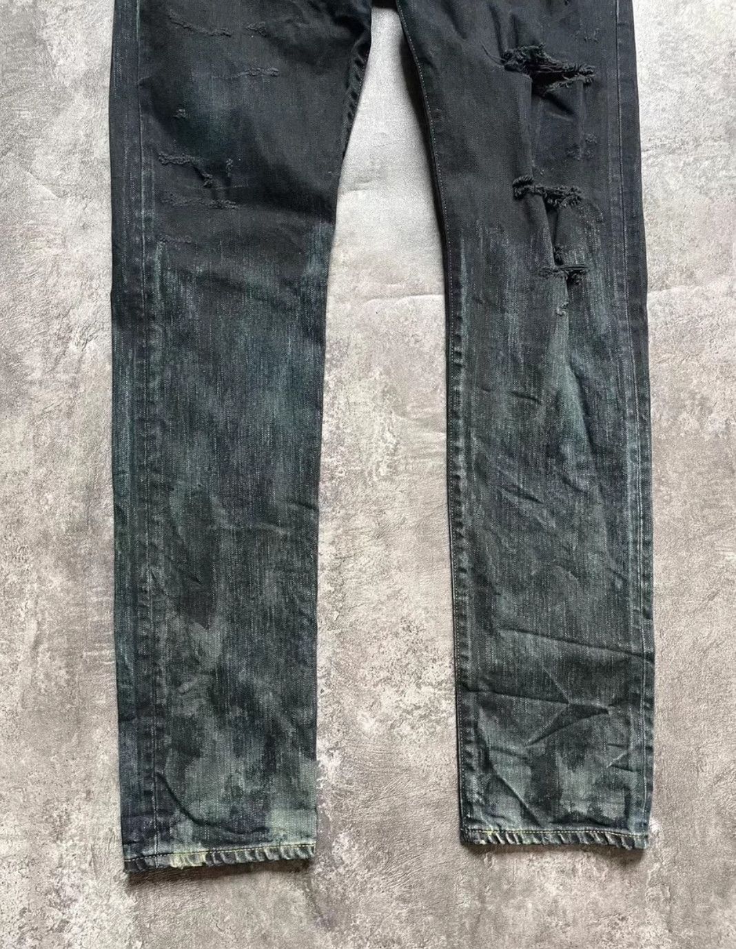 Saint Laurent Paris saint Laurent parisFall/Winter 16 Black Chain Greasy Scrub Size US 33 - 3 Thumbnail