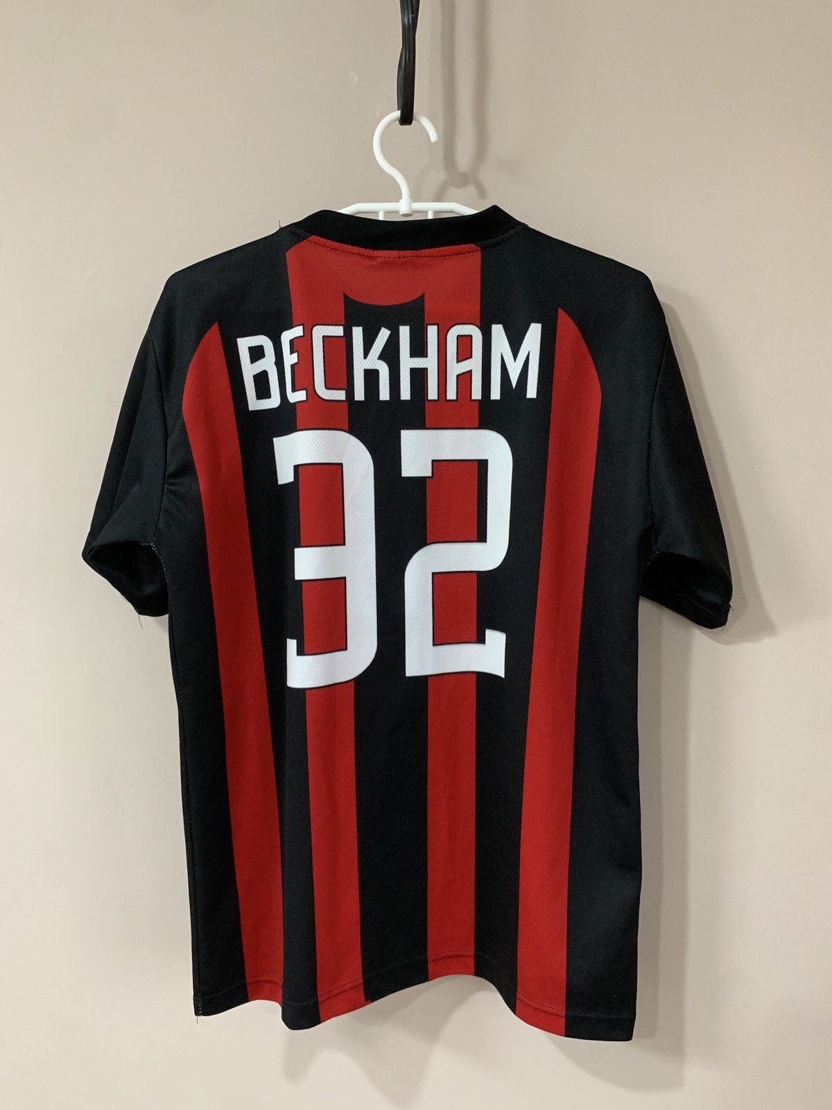 Ac Milan Home Football Shirt Vintage Soccer Jersey BECKHAM