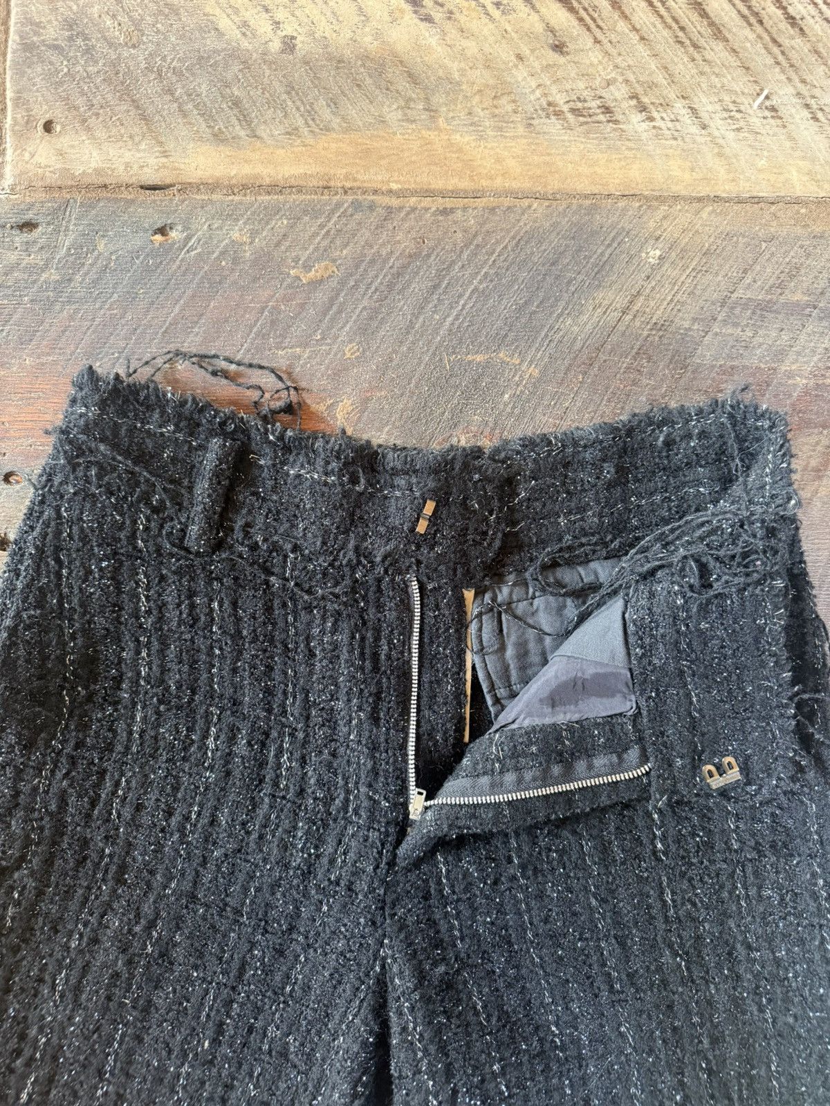 Junya Watanabe Junya Watanabe AW04 Distressed Tweed Glitter Shorts Size US 30 / EU 46 - 8 Thumbnail