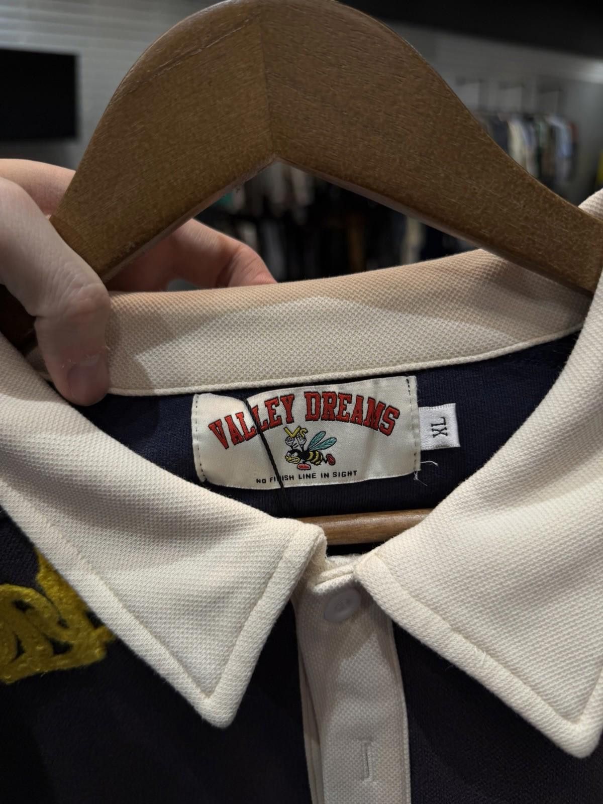 Vale Vale Forever Valley Dreams Rugby Long-Sleeve Tee Size XL New Size US XL / EU 56 / 4 - 8 Thumbnail
