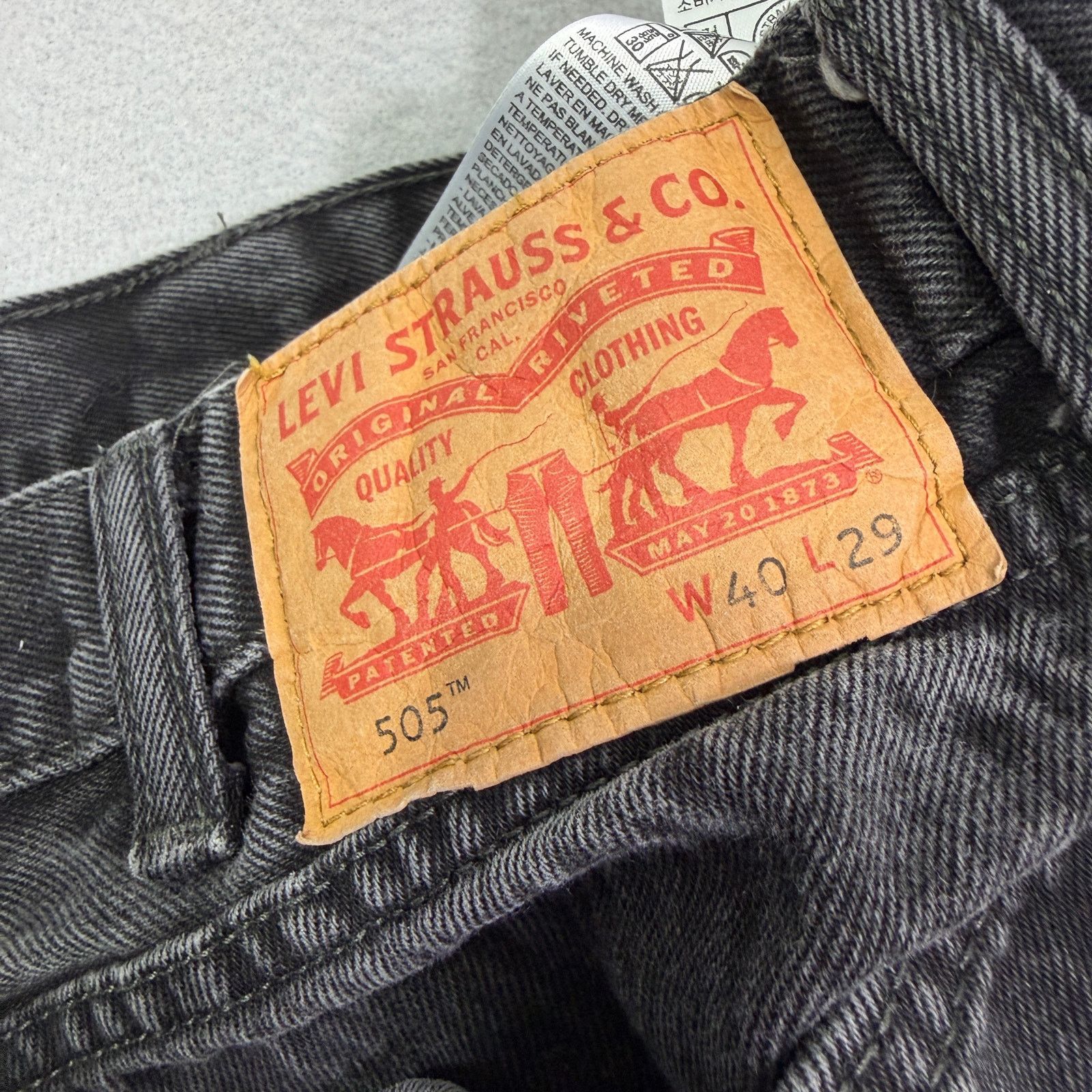 Levi's Levis 505 Regular Fit Jeans Mens 40x29 Black Zip Fly Western Size US 40 / EU 56 - 6 Thumbnail