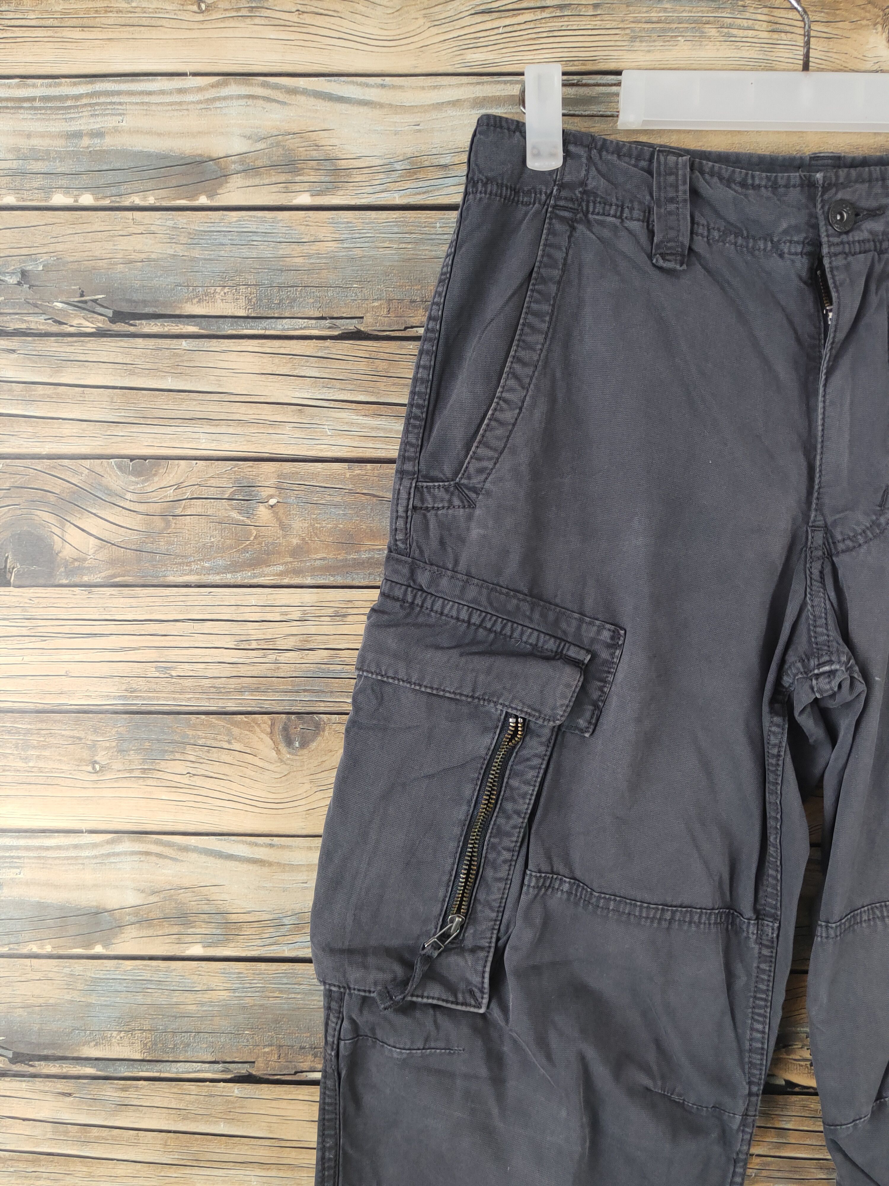 Japanese Brand DL Uniqlo Dark Gray Multipocket Cargo Pants #2108 Size US 30 / EU 46 - 3 Thumbnail
