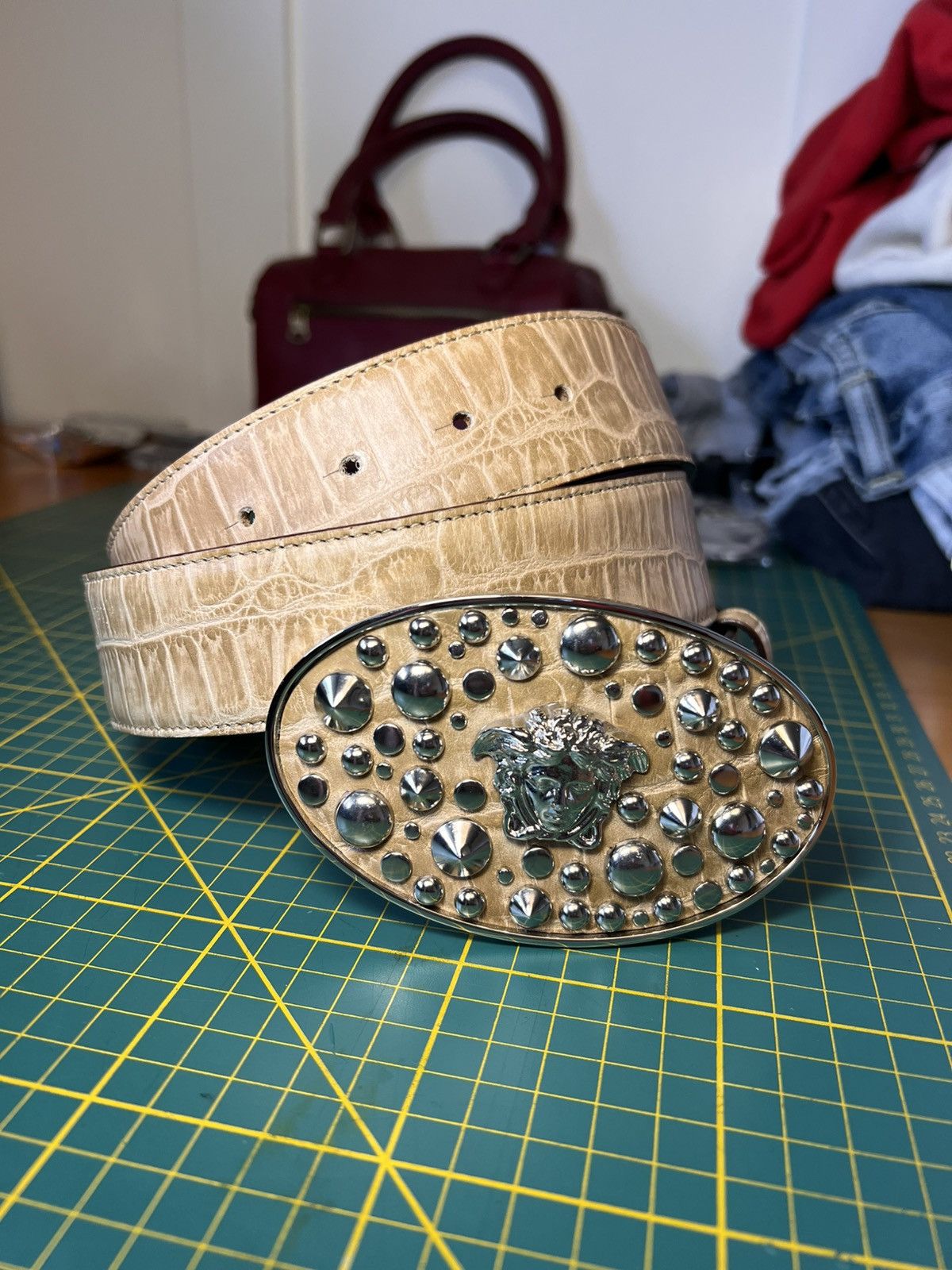 Versace Versace jumbo studded medusa buckle crocodile leather belt Size ONE SIZE - 2 Thumbnail