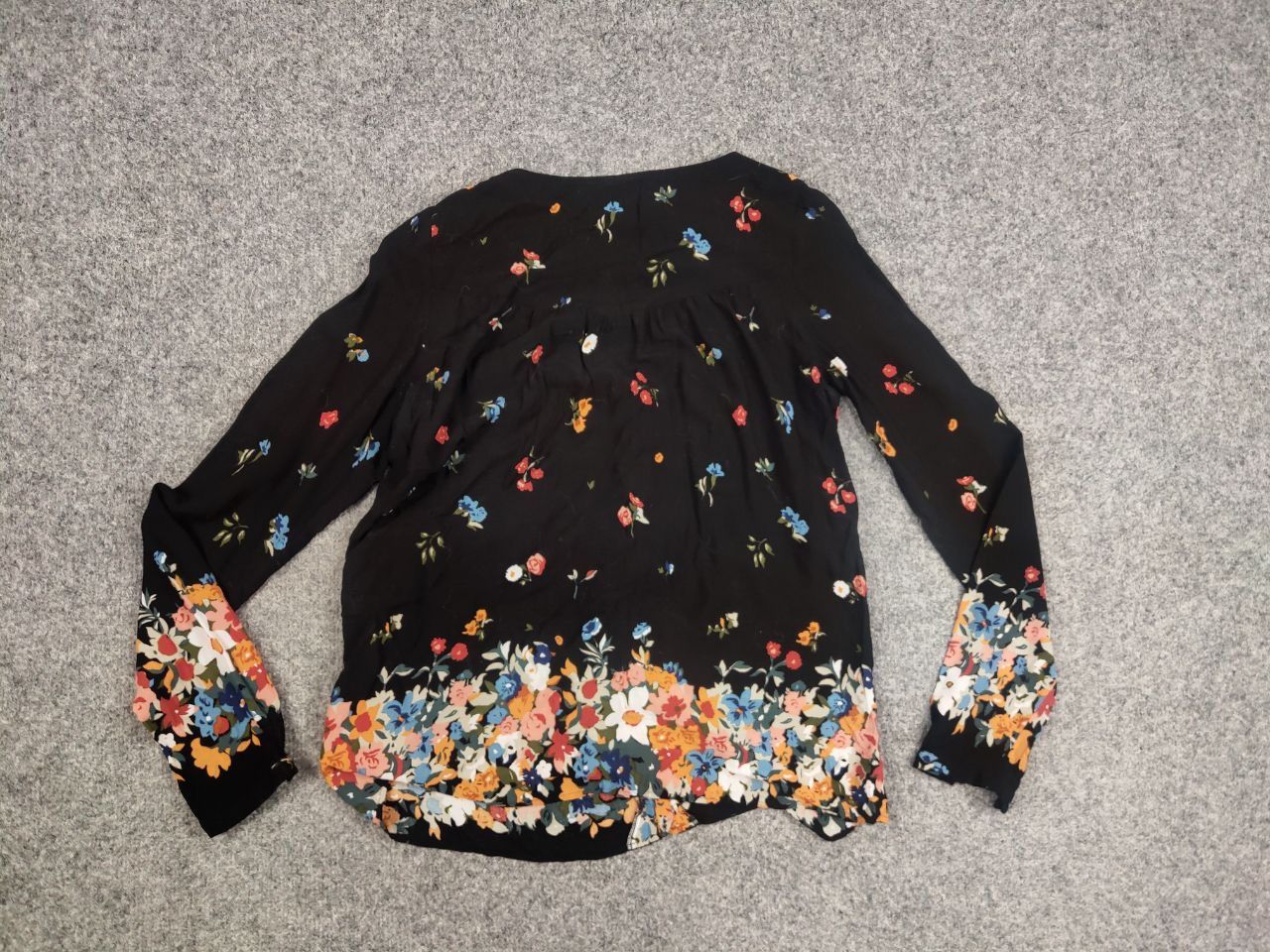 Sezane Sezane Paris design Flowers Pattern Viskoze Blouse Cardigan Size XS / US 0-2 / IT 36-38 - 14 Thumbnail