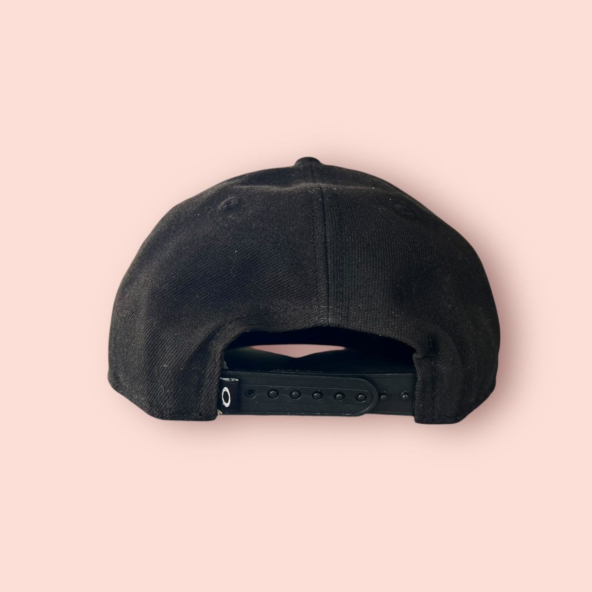 New Era × Oakley VINTAGE OAKLEY x NEW ERA SNAPBACK CAP Size ONE SIZE - 14 Thumbnail