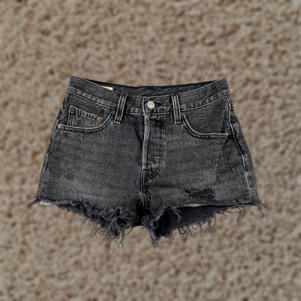 Levi's Levi's Women's Denim Shorts 24 Black Cut-Off Vintage Big E 501 Button Fly Casual Size 42" / US 20 - 1 Thumbnail