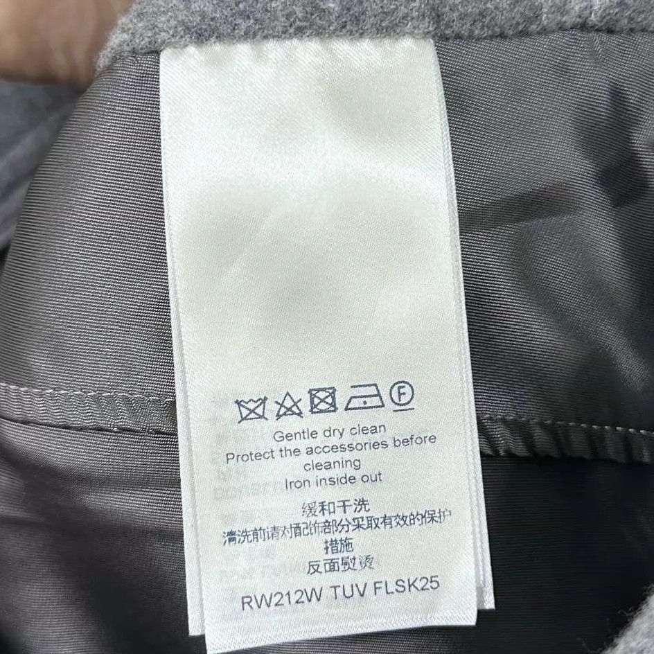 Louis Vuitton LV Women's Gray Monogram Allover Print Wool A-line Skirt 40 Size M / US 6-8 / IT 42-44 - 6 Thumbnail