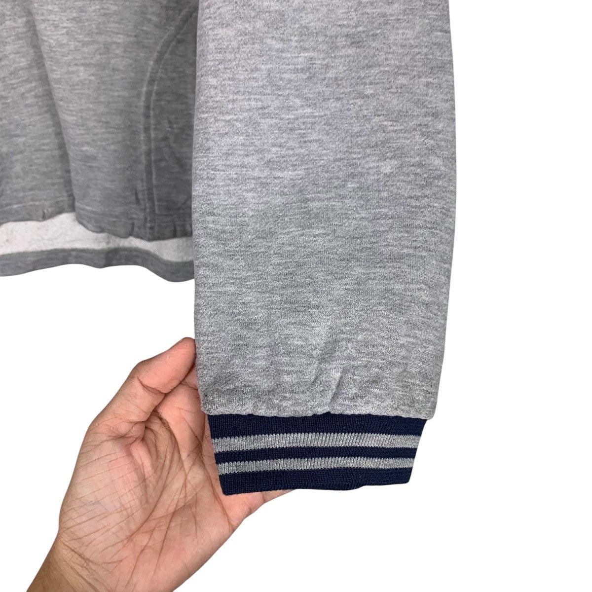 New Balance Vintage NEW BALANCE Big Logo Pullover Hoodies #1594-C71 Size US L / EU 52-54 / 3 - 12 Thumbnail