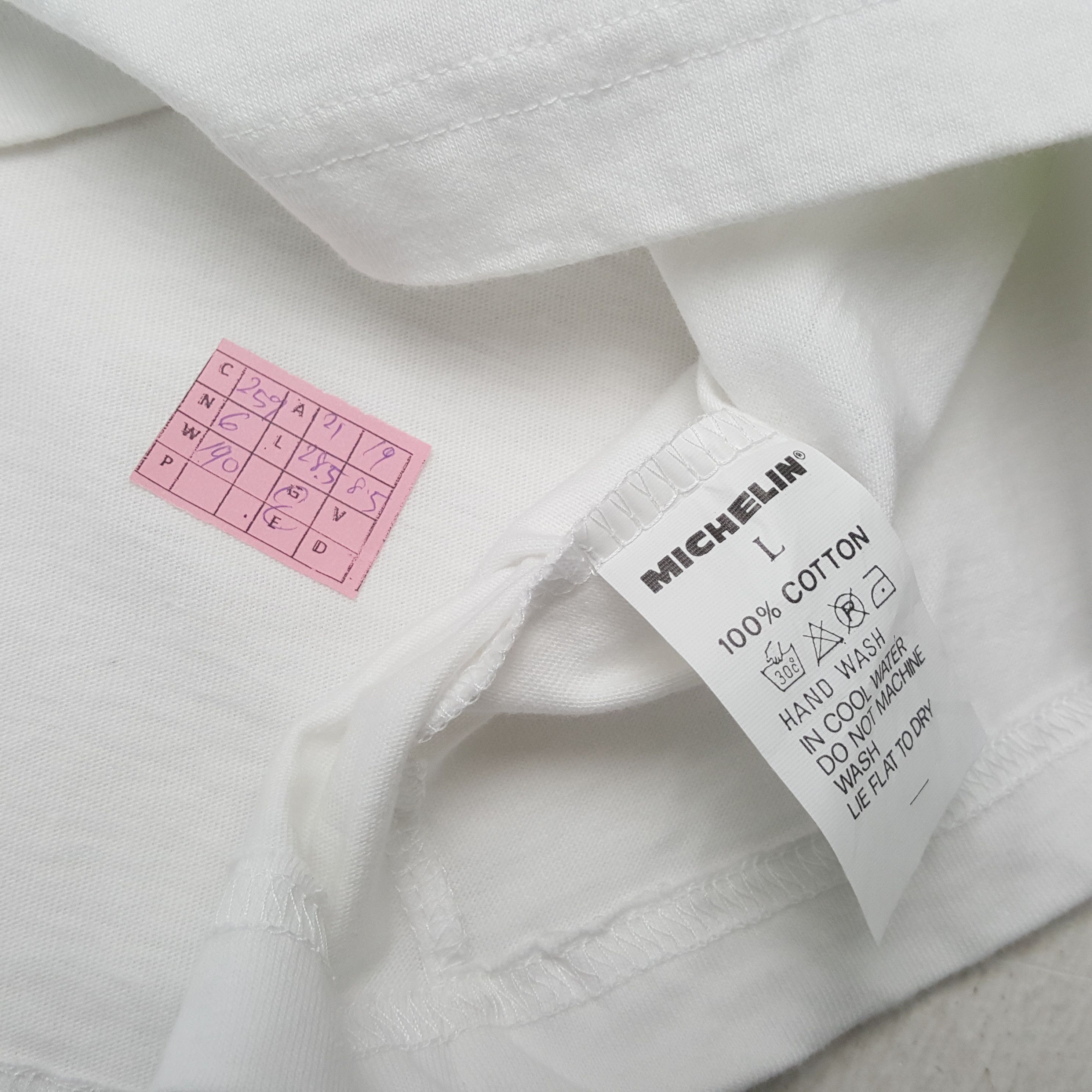 Japanese Brand × Vintage THE TIRE MICHELIN Logo Design Promo Style Tshirt Size US L / EU 52-54 / 3 - 5 Thumbnail