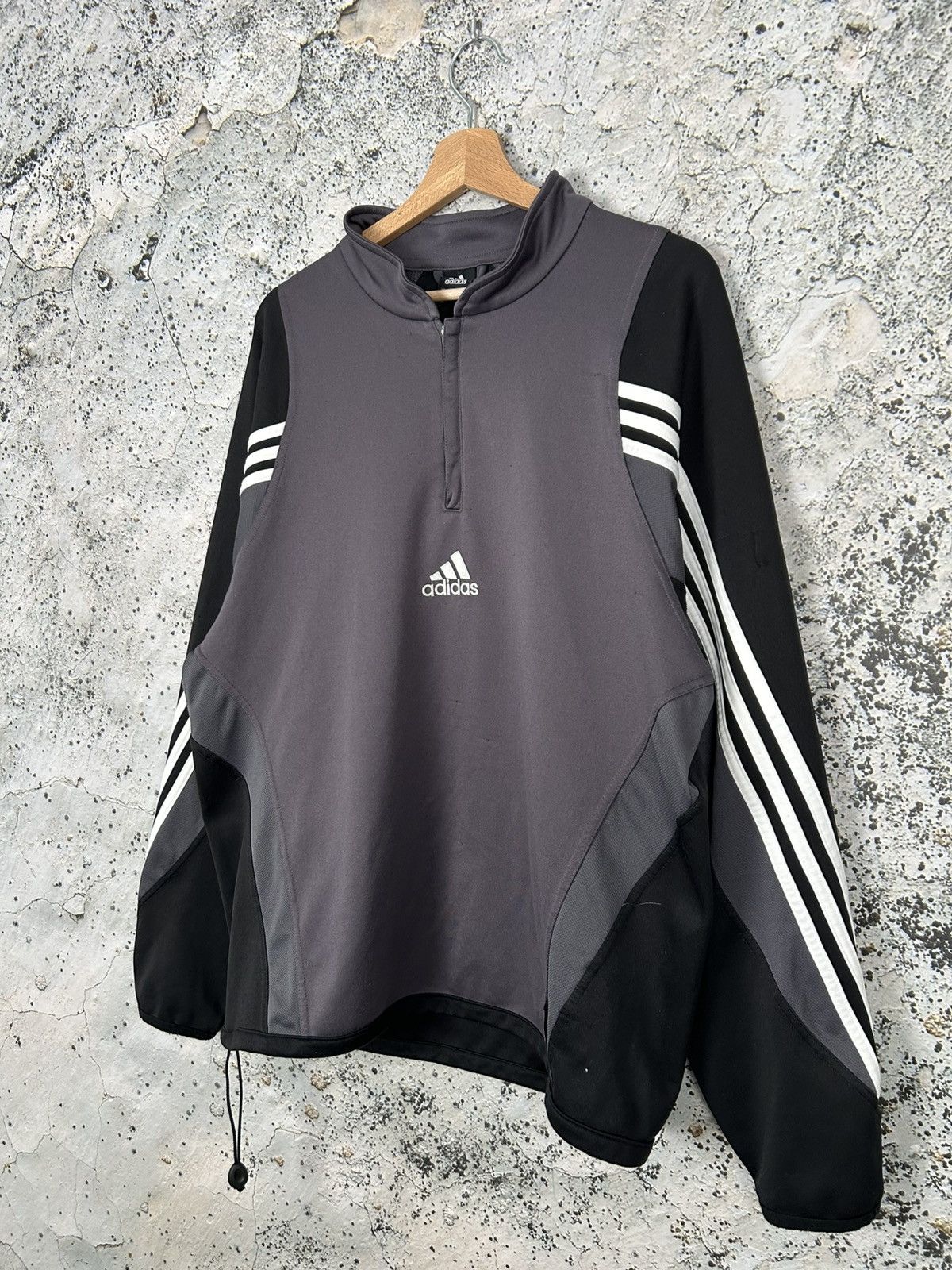 Adidas Vintage Adidas Sportswear Sweatshirt Football Jersey Retro Size US L / EU 52-54 / 3 - 2 Thumbnail