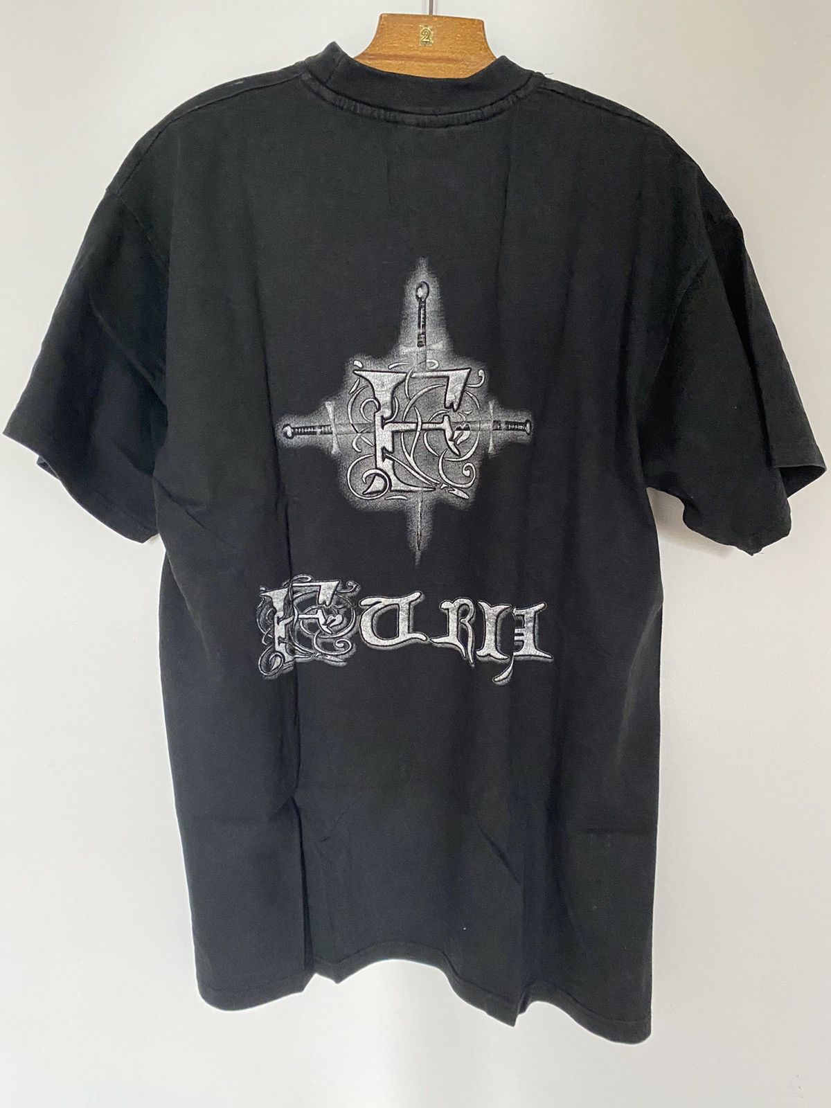 vintage late 90s Furia à la quête du passé shirt