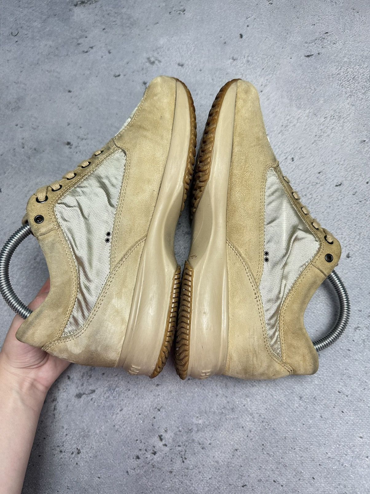 Hogan Hogan Interactive Low Snickers Suede Luxury Italy Brand Size US 10.5 / IT 40.5 - 8 Thumbnail