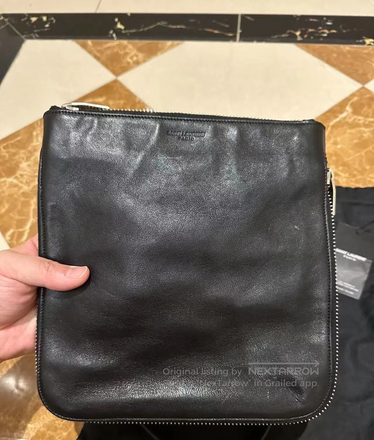 Saint Laurent Paris Saint Laurent Large curved zipped cowhide shoulder bag. Size ONE SIZE - 5 Thumbnail