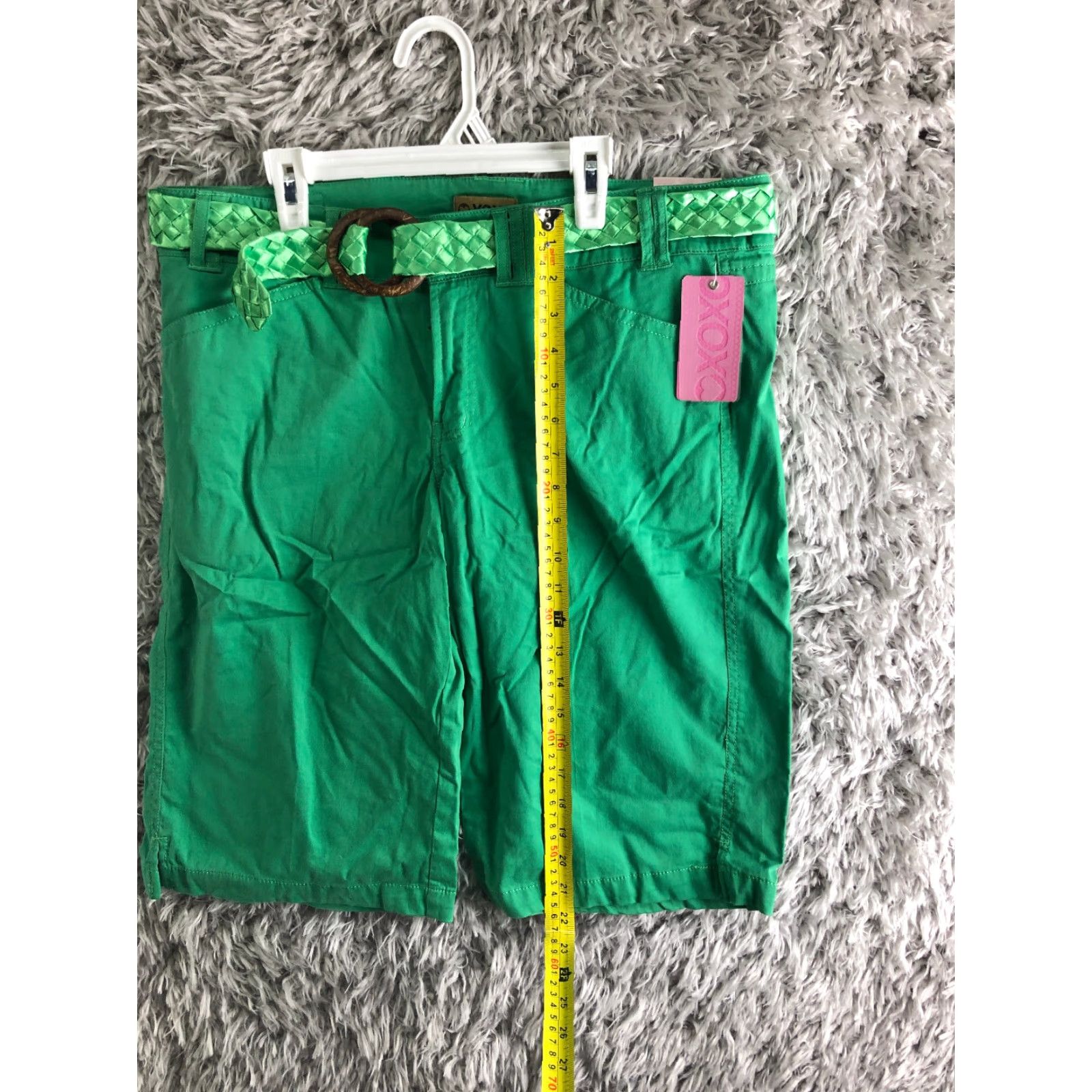 XOXO XOXO Bermuda Green Shorts With Belt Women Juniors Size 13/14 Mid Rise Casual Beach Walking 5-Pocket Design Regular Inseam 8 in Size 34" / US 12 / IT 48 - 3 Thumbnail