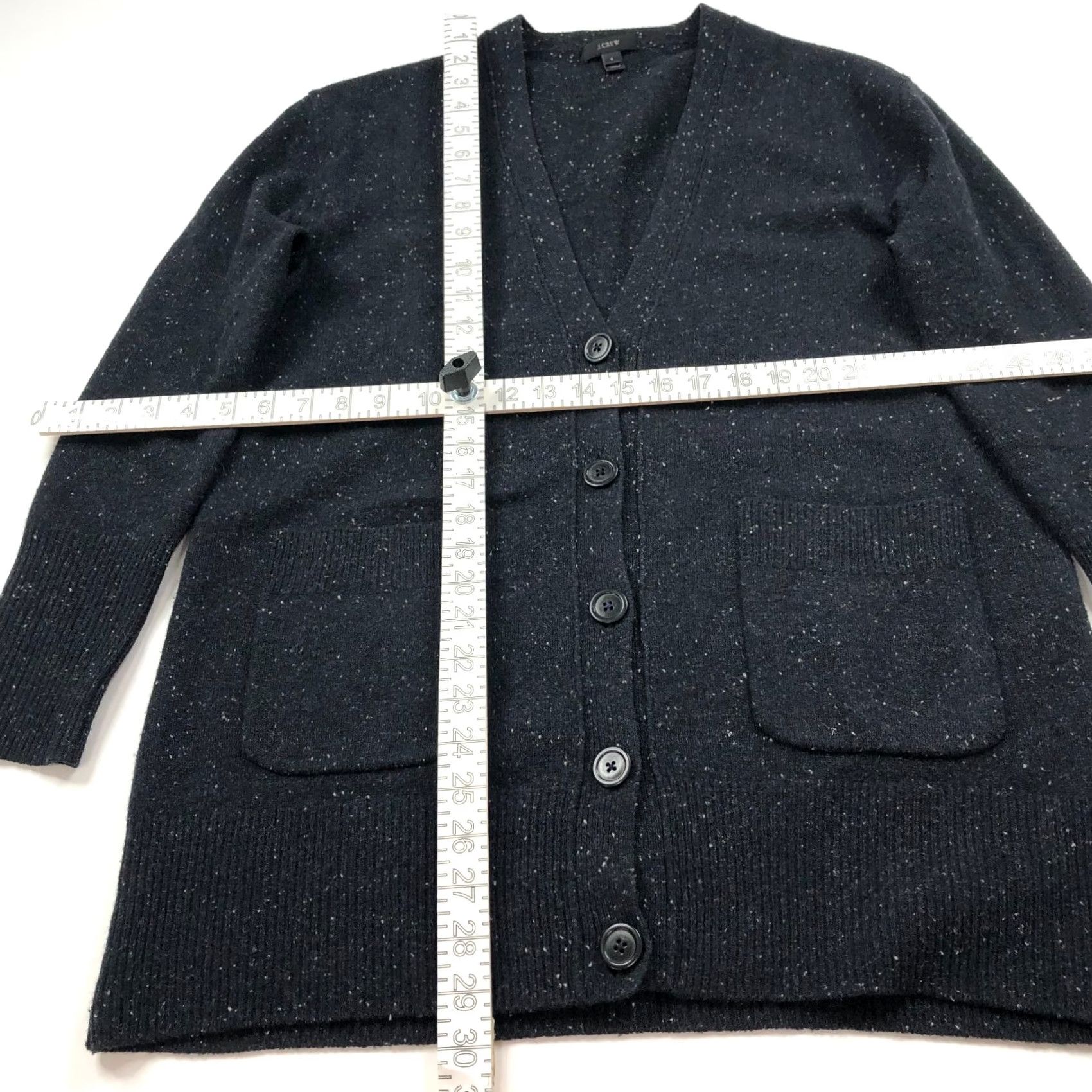 J.Crew J.Crew Cardigan Mens 100% Wool V-Neck Button Sweater Gray MINT Small S Knit Style Regular Satin? Size US S / EU 44-46 / 1 - 3 Thumbnail