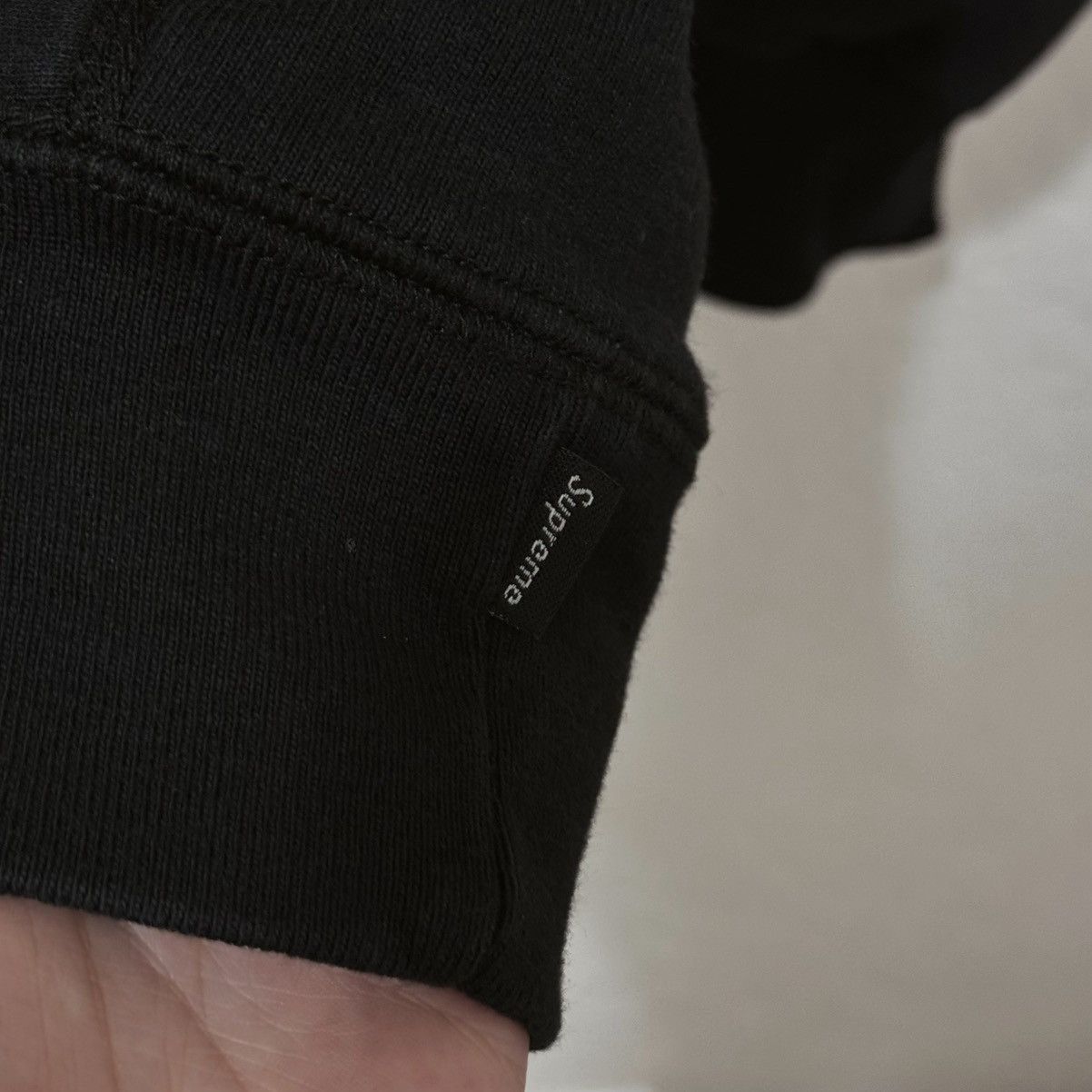 Supreme Supreme Micro Logo Hooded Sweatshirt Black S Size US S / EU 44-46 / 1 - 4 Thumbnail