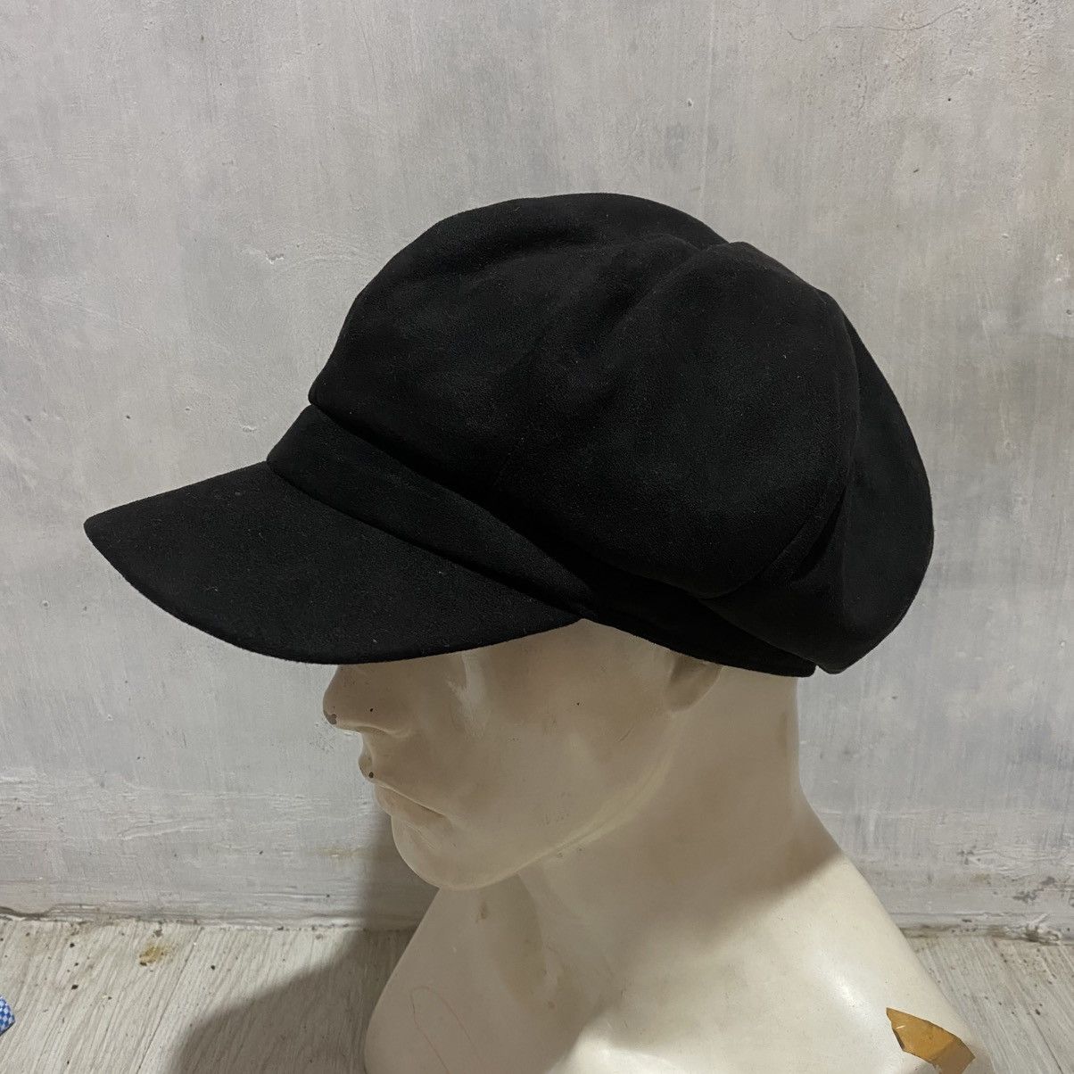 Japanese Brand 2000s vintage suede unique newboys cap Size ONE SIZE - 2 Thumbnail