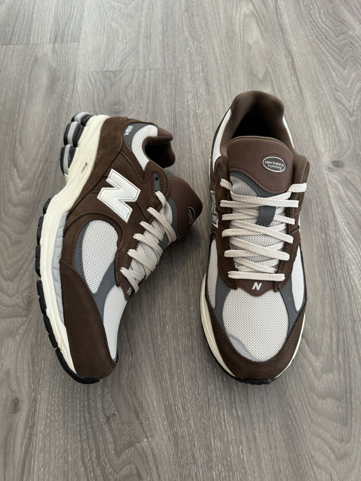 New Balance New Balance 2002R Adrift Moonbeam Size 13 M2002RHS Size US 13 / EU 46 - 1 Thumbnail
