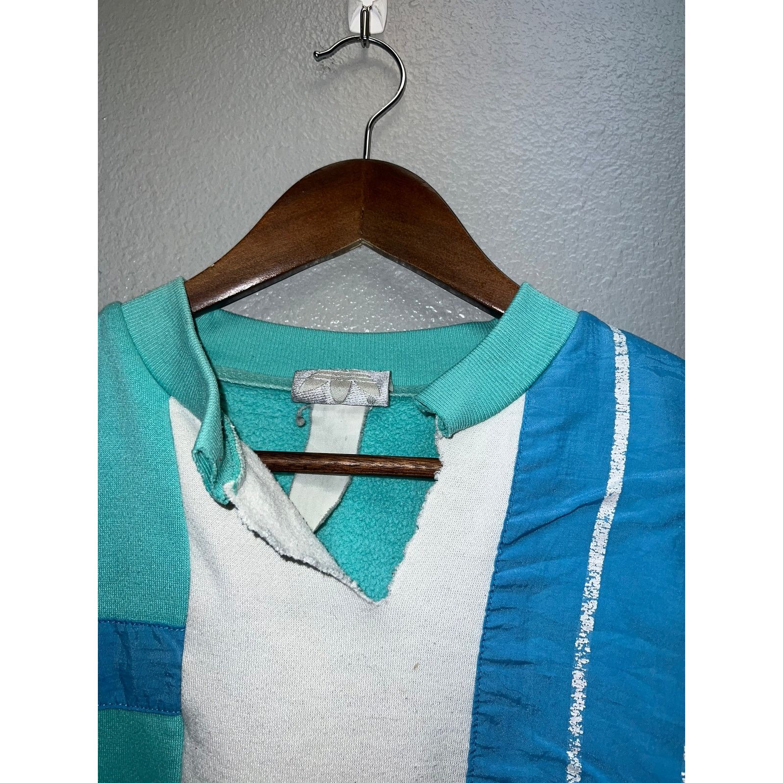 Vintage Vintage Team Adidas Sweatshirt 3 Striped White Crewneck M Size M / US 6-8 / IT 42-44 - 4 Thumbnail