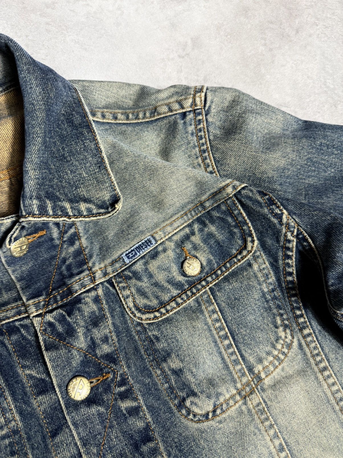 Diesel × Vintage Diesel Denim Washed Jacket Ruined Effect 00s Size S / US 4 / IT 40 - 3 Thumbnail