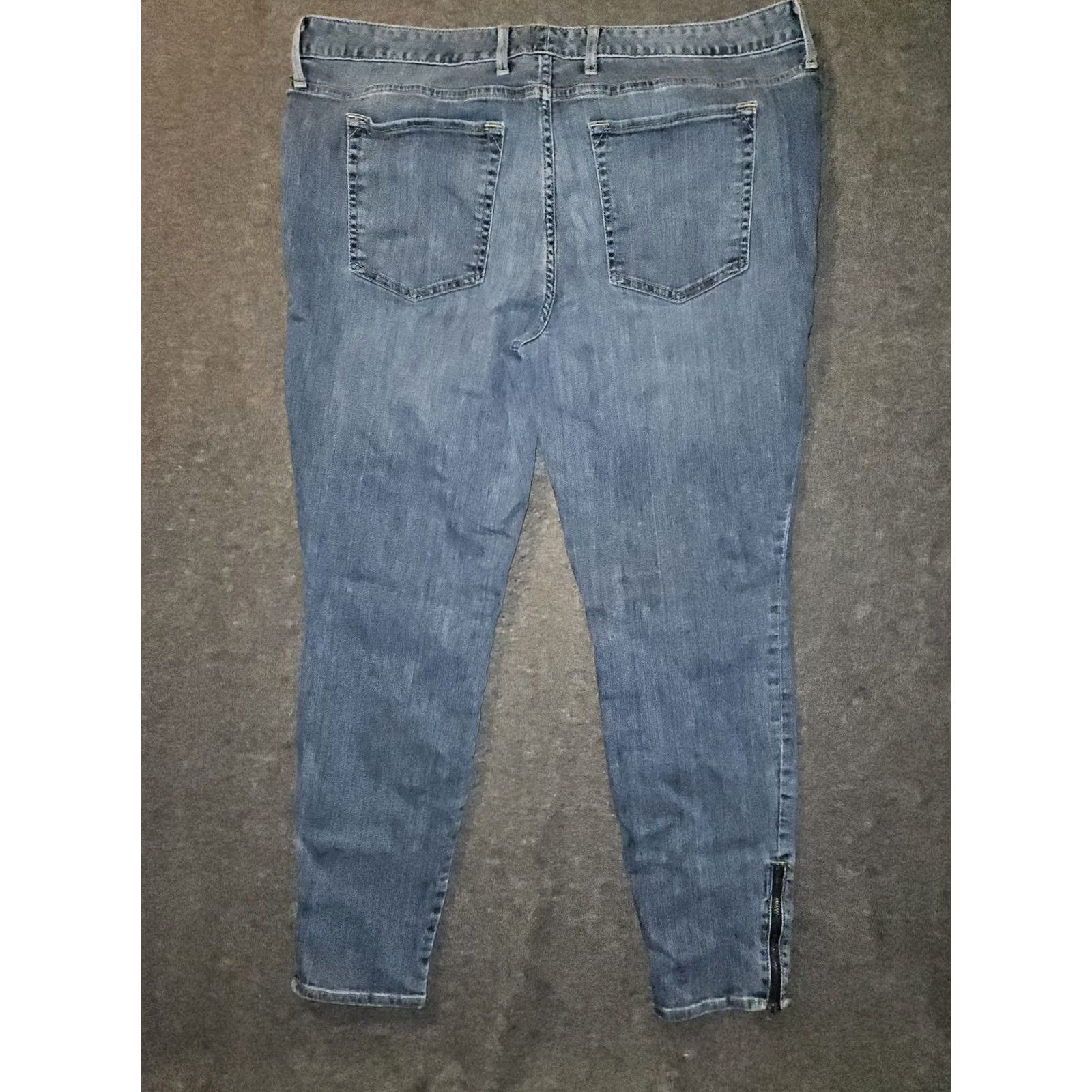 Eddie Bauer VINTAGE Eddie Bauer Slightly Curvy Skinny Jeans Women 16 Blue Ankle Zip Mid Rise City Nature eko? Size 38" / US 16 / IT 52 - 7 Thumbnail
