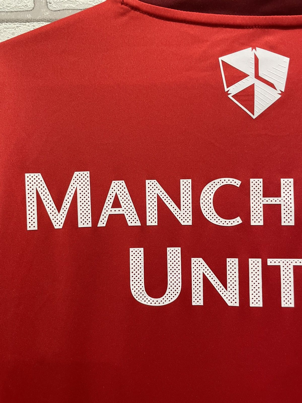 Vintage Manchester United 2011 2012 Training Soccer Jersey Shirt Size US M / EU 48-50 / 2 - 17 Thumbnail