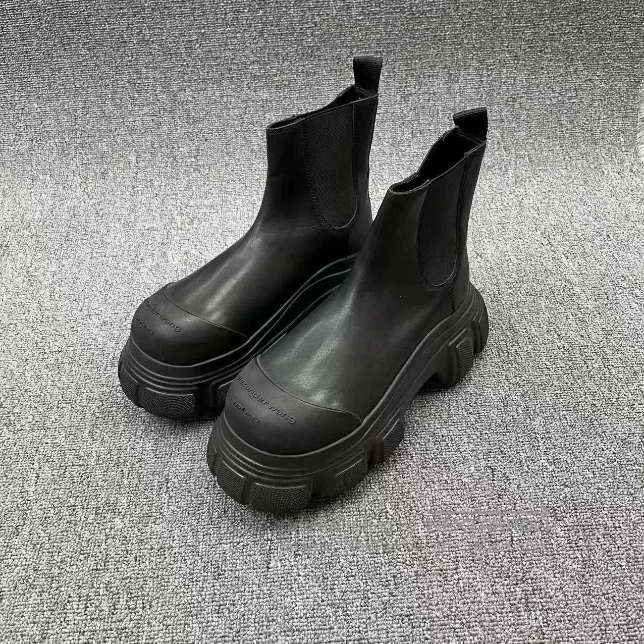 Alexander Wang Alexander Wang Black Leather Platform Chelsea Boots. Size US 8 / IT 38 - 1 Thumbnail