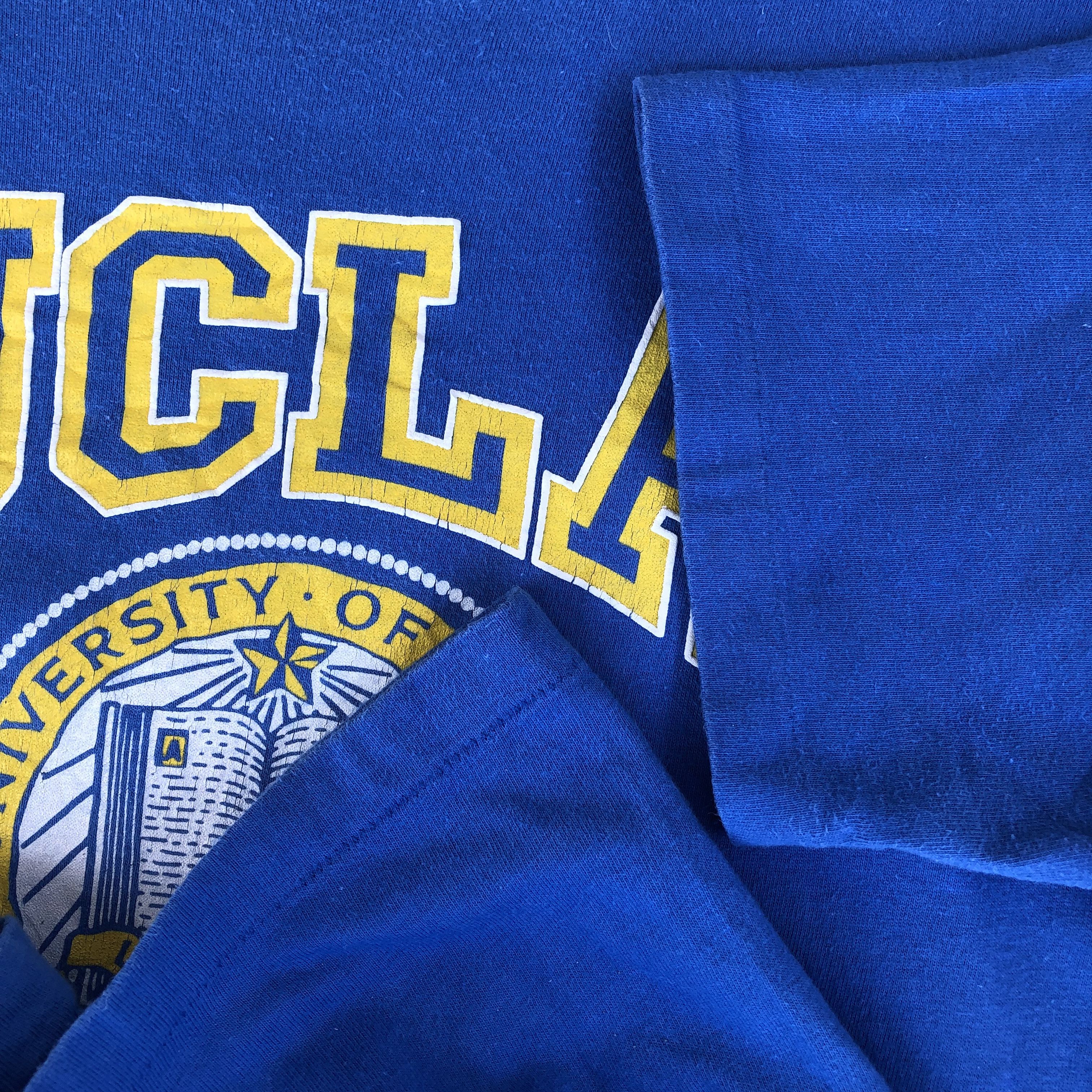 Vintage Vintage UCLA University Hanes Size M Size US M / EU 48-50 / 2 - 4 Thumbnail
