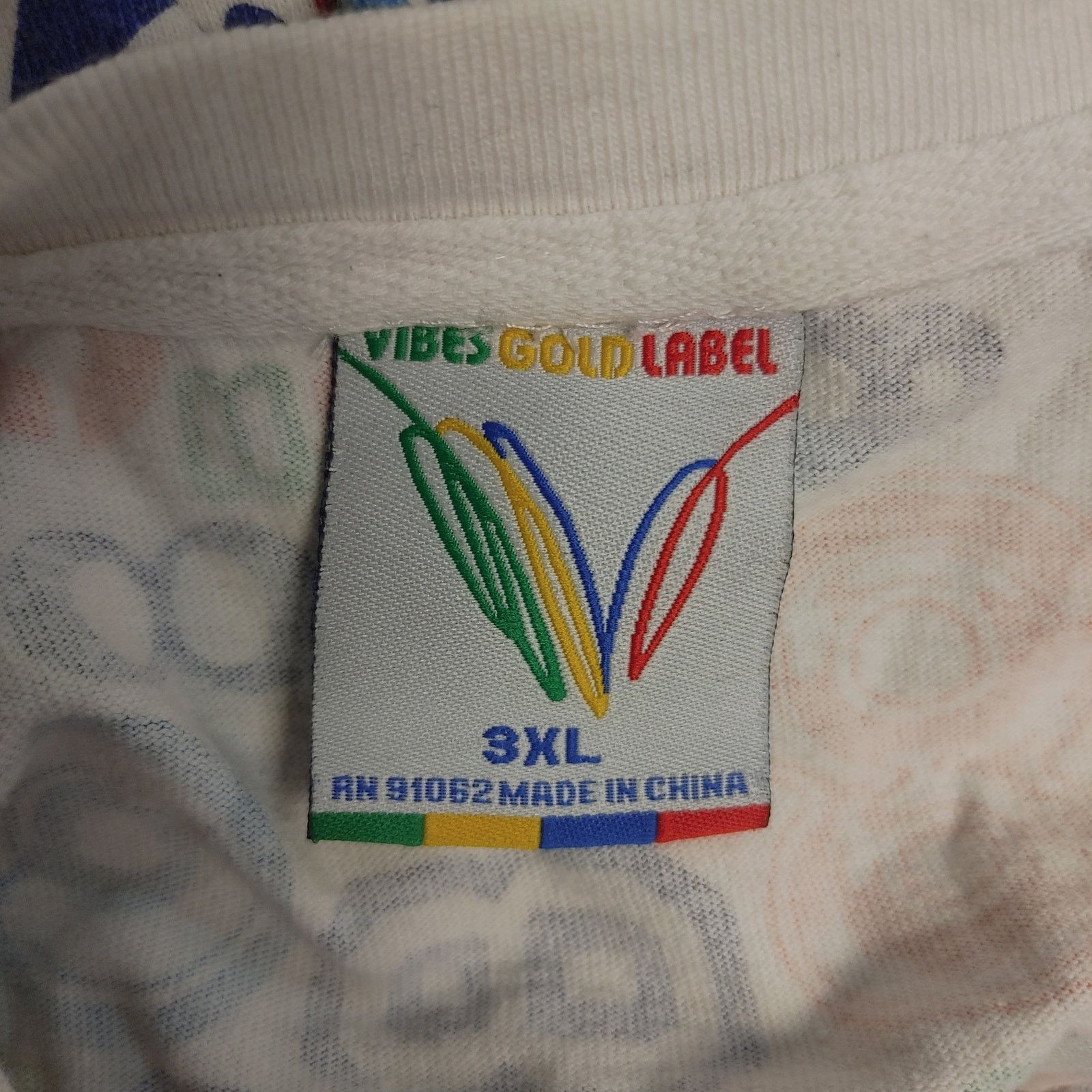 Other Y2K Vibes Gold Label 3X White/Rainbow 8 Graphic Streetwear Size US XXL / EU 58 / 5 - 3 Thumbnail