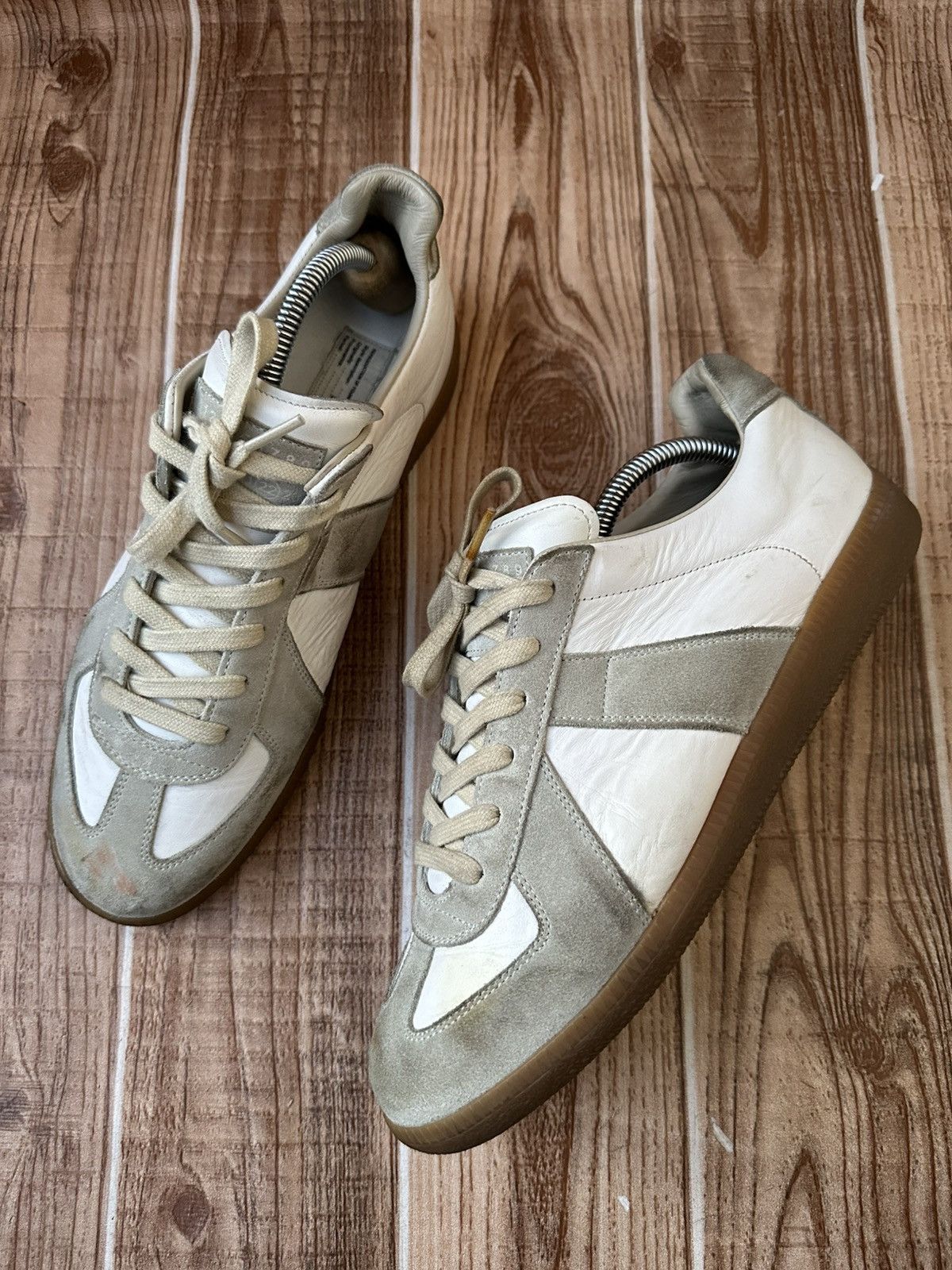 Maison Margiela Maison Margiela REPLICA GAT Gray/White Lowtop Sneaks Size US 8 / EU 41 - 2 Thumbnail