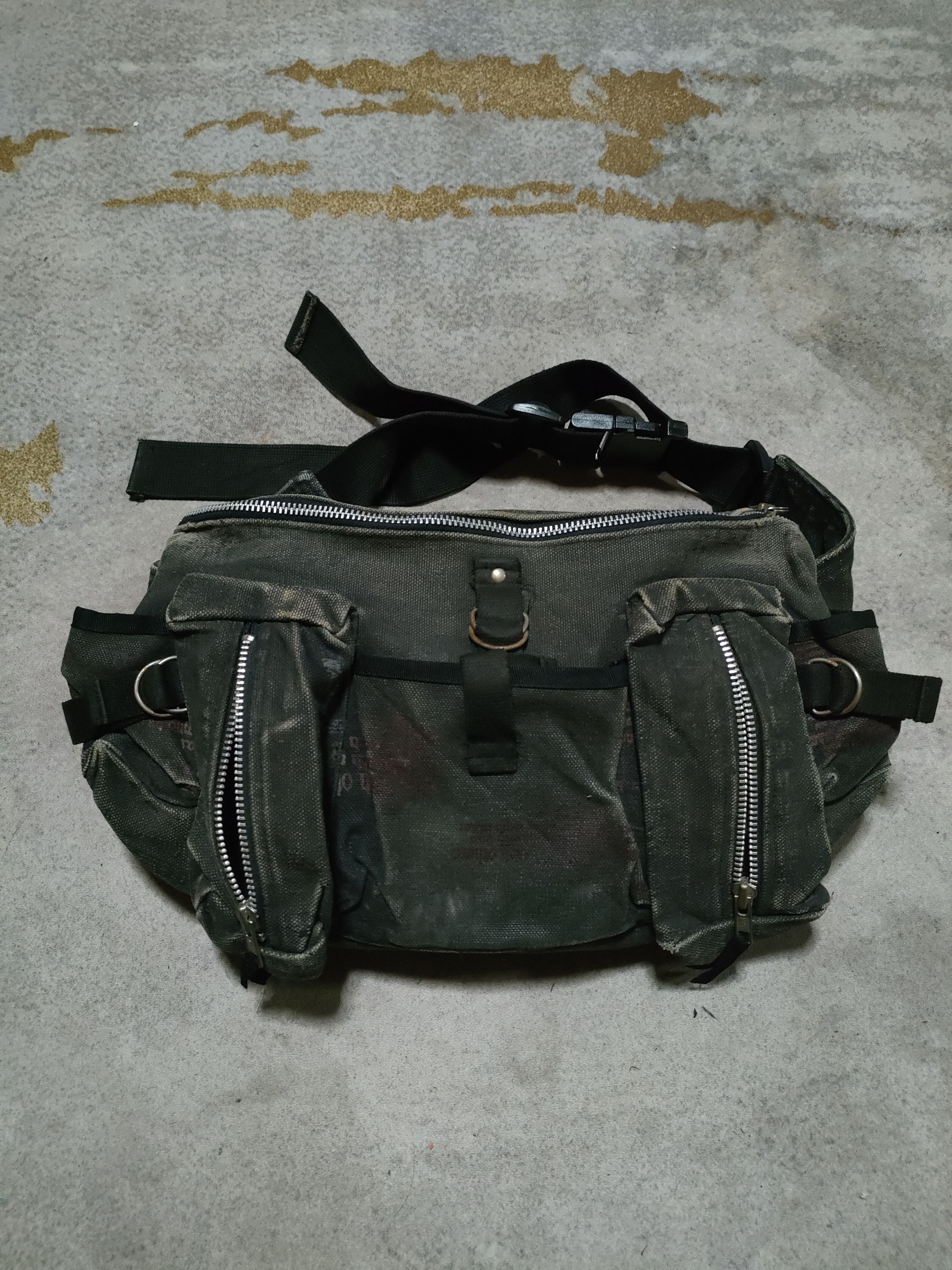 Japanese Brand h.Nouto Multipocket Shoulderbag Size ONE SIZE - 1 Thumbnail