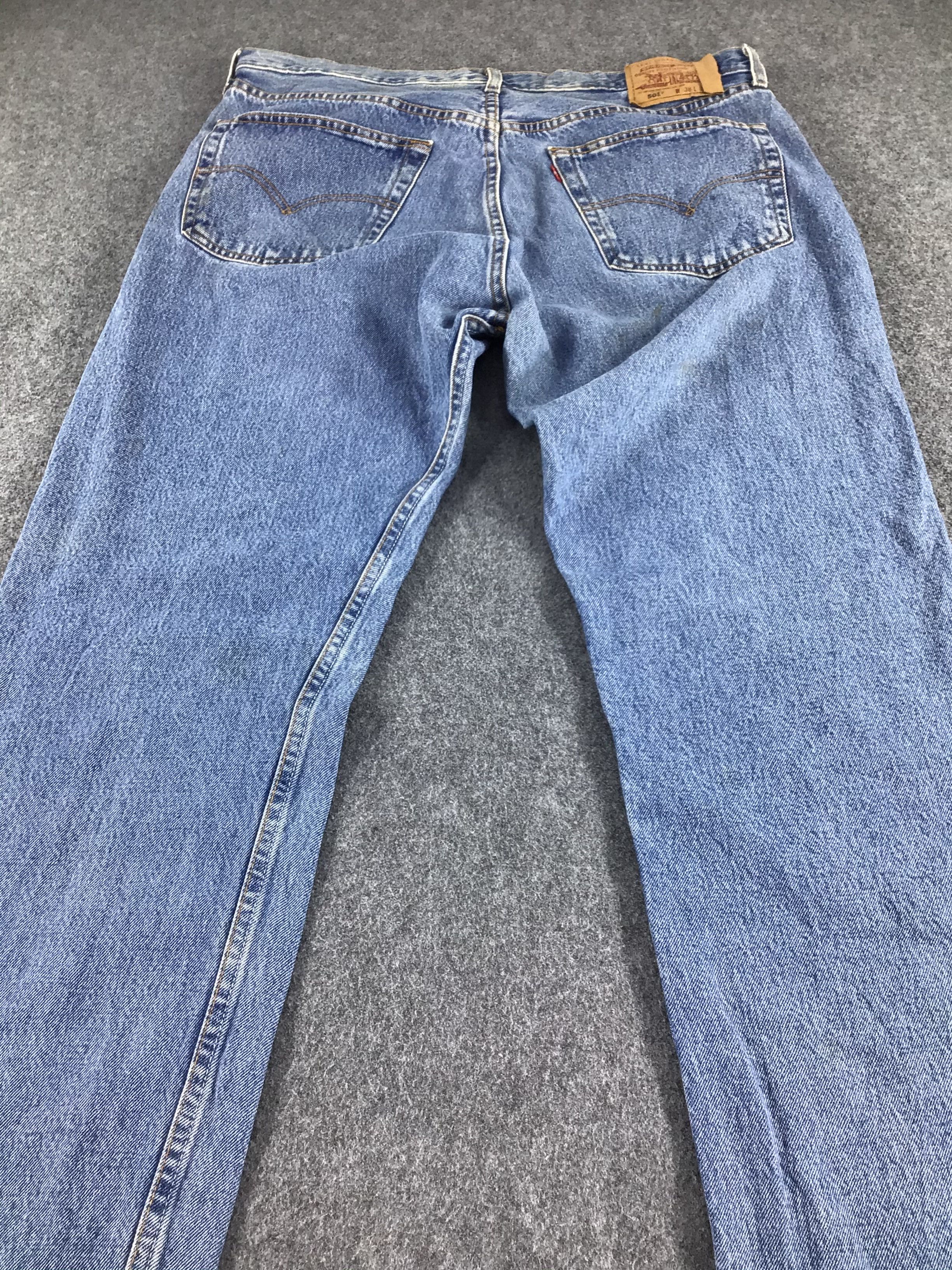 Levi's Vintage Levis 501 Jeans Faded Blue Denim -J351 Size US 37 - 4 Thumbnail
