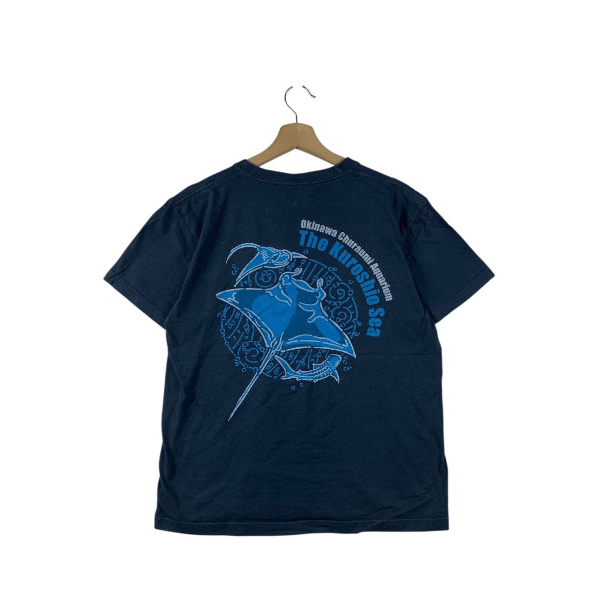 Vintage Vintage BLUE MANTA OKINAWA Churaumi Aquarium Tee Shirt Size US M / EU 48-50 / 2 - 5 Thumbnail
