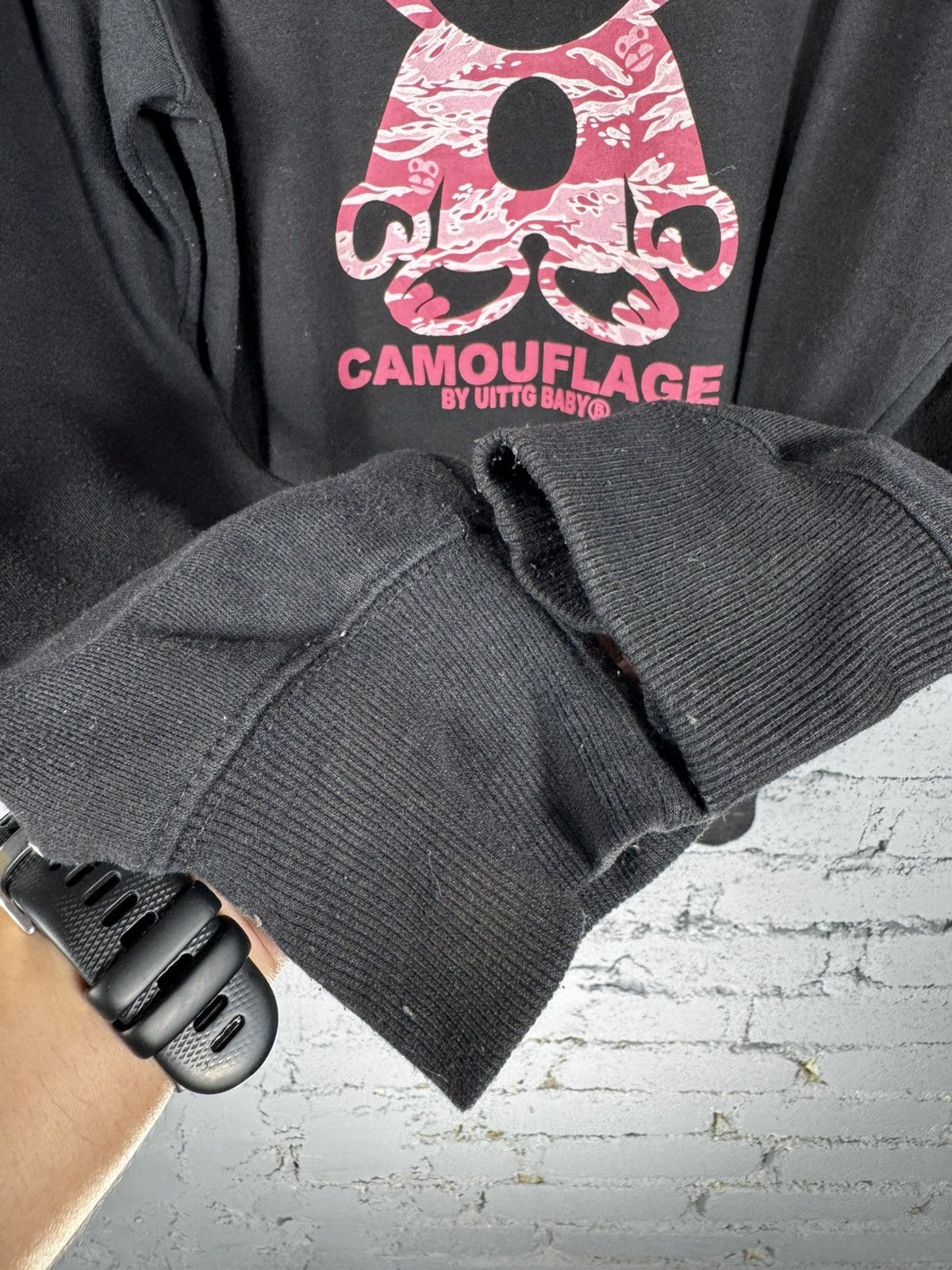 Japanese Brand Vintage UITTG baby Camouflage Big Logo Sweatshirt Size US XXL / EU 58 / 5 - 8 Thumbnail
