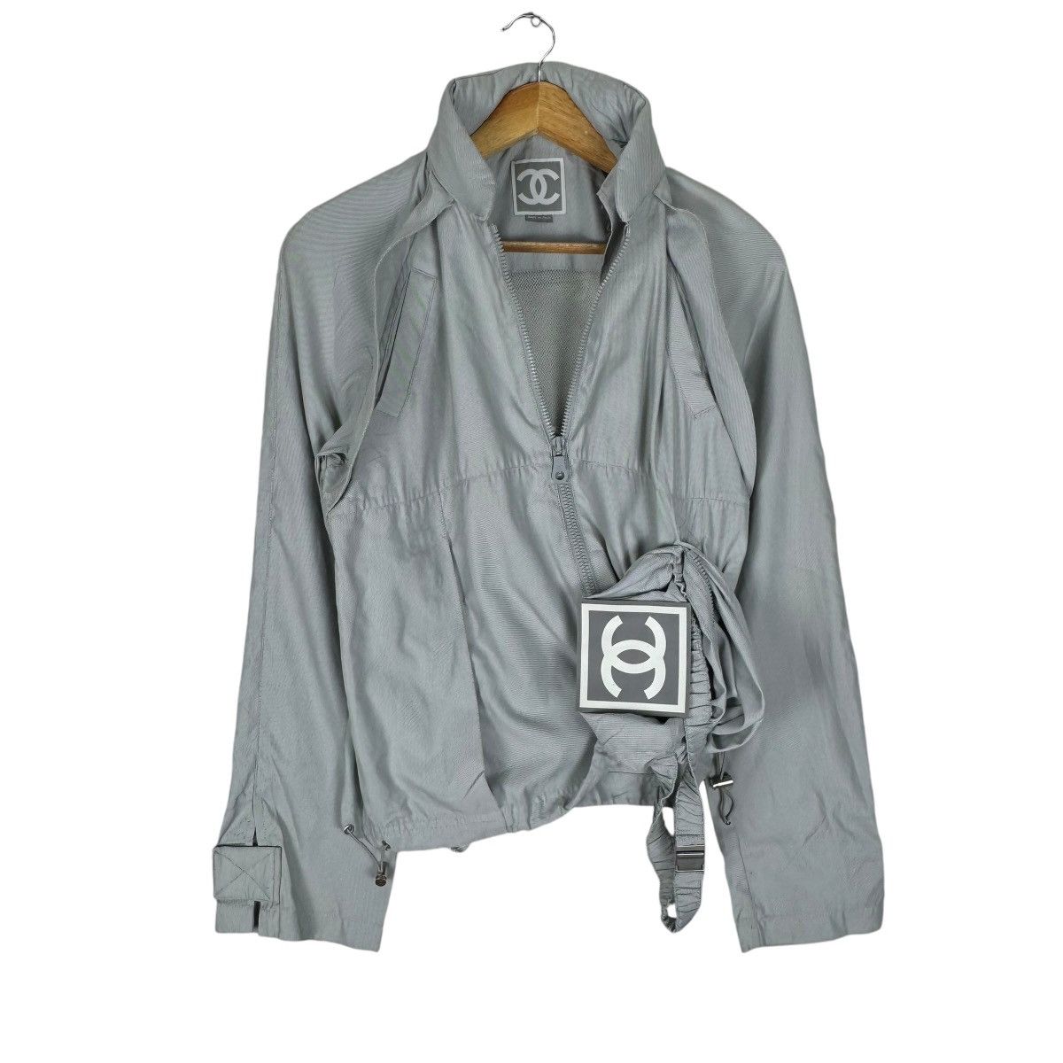 Chanel 🌟CHANEL IDENTIFICATION HOODIE AW01 SPORTS 2 WAY LIGHT JACKET Size M / US 6-8 / IT 42-44 - 2 Thumbnail