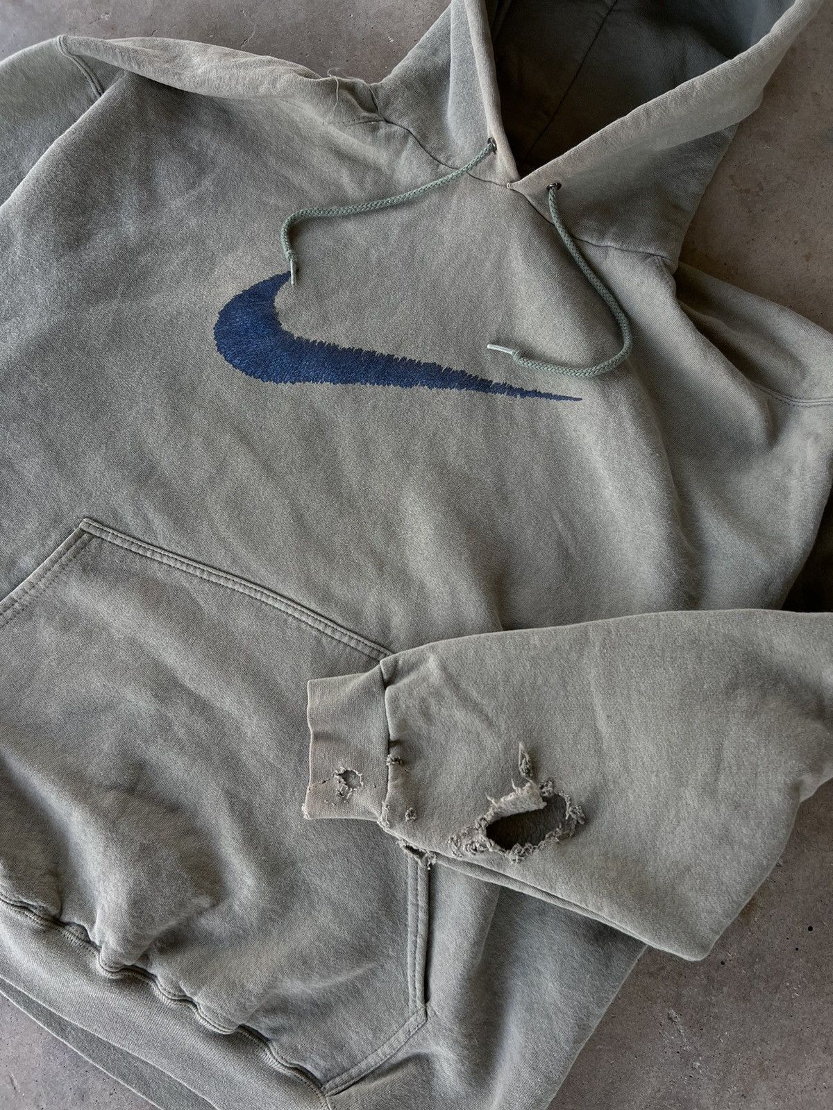 Nike × Vintage Vintage 90’s Silver Tag Pistachio Nike Big Swoosh Hoodie Size US XL / EU 56 / 4 - 2 Thumbnail