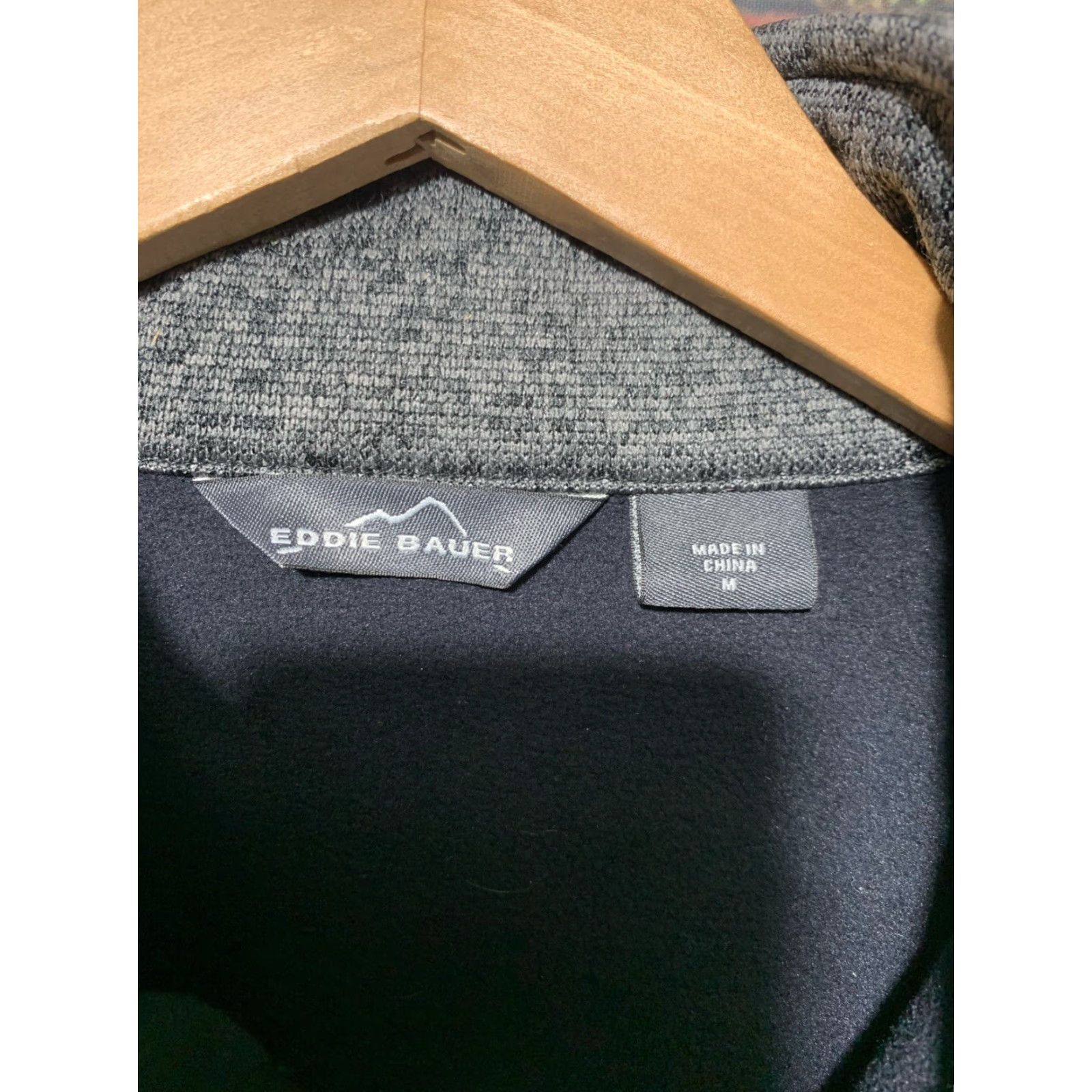 Eddie Bauer Eddie Bauer NWT Womens Jacket Gray StormRepel Camouflage M Jacket Womens Gray StormRepel NWT Eddie Bauer Jacket M Women Size M / US 6-8 / IT 42-44 - 2 Thumbnail