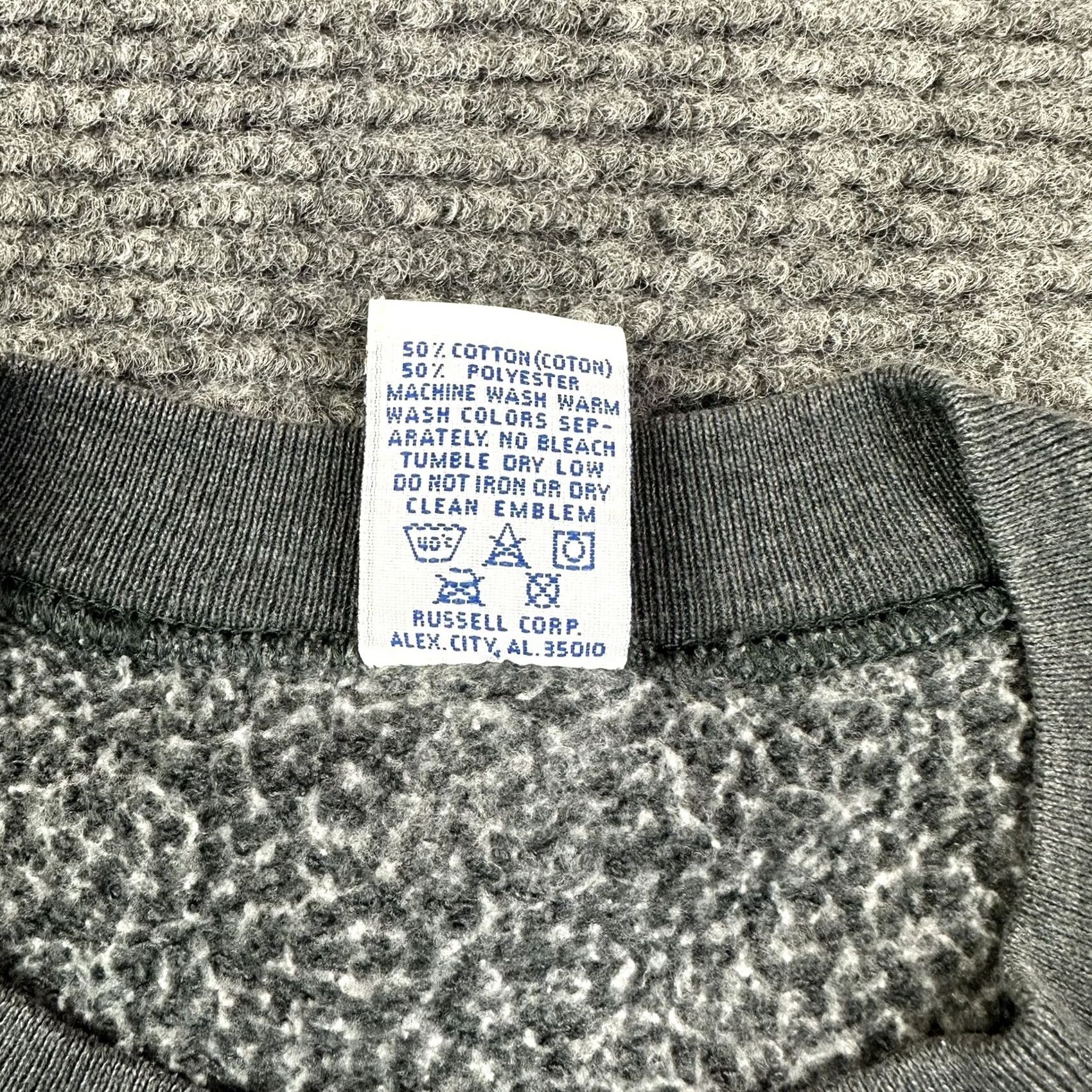 Russell Athletic VINTAGE Russell Athletic Sweatshirt Gusset Crewneck Gray 50/50 Large USA Mens 90s Size US L / EU 52-54 / 3 - 7 Thumbnail
