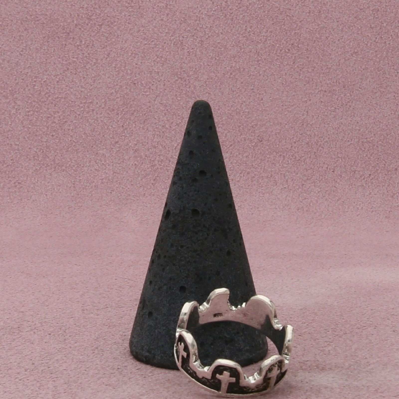 Sterling Silver sterling silver vintage crosses band ring size 7 Size ONE SIZE - 5 Thumbnail