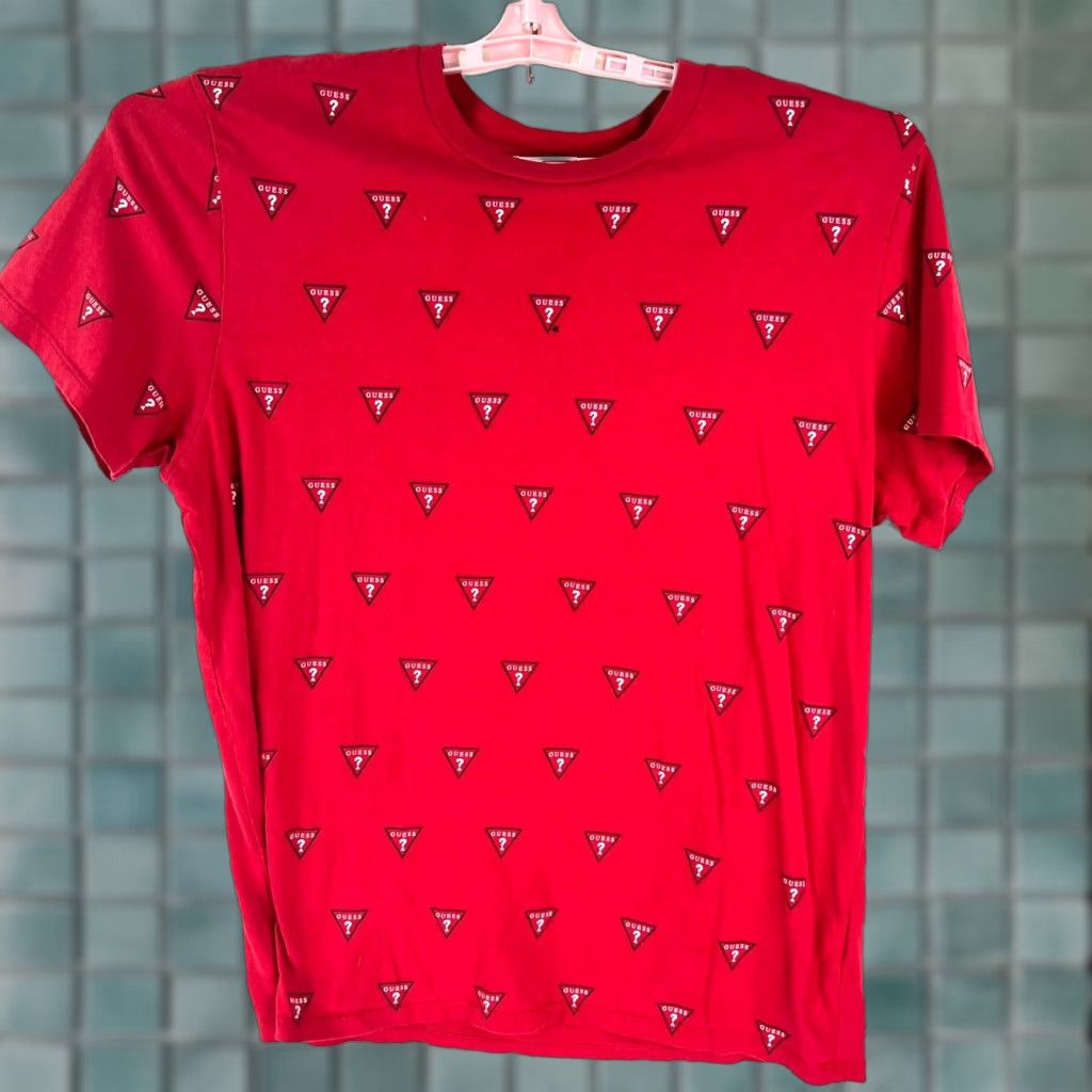 Guess GUESS Shirt Adult XL Red All Over Print Short Sleeve Crew Neck Mens XL Red All Over Print 90s? Size US XL / EU 56 / 4 - 1 Thumbnail