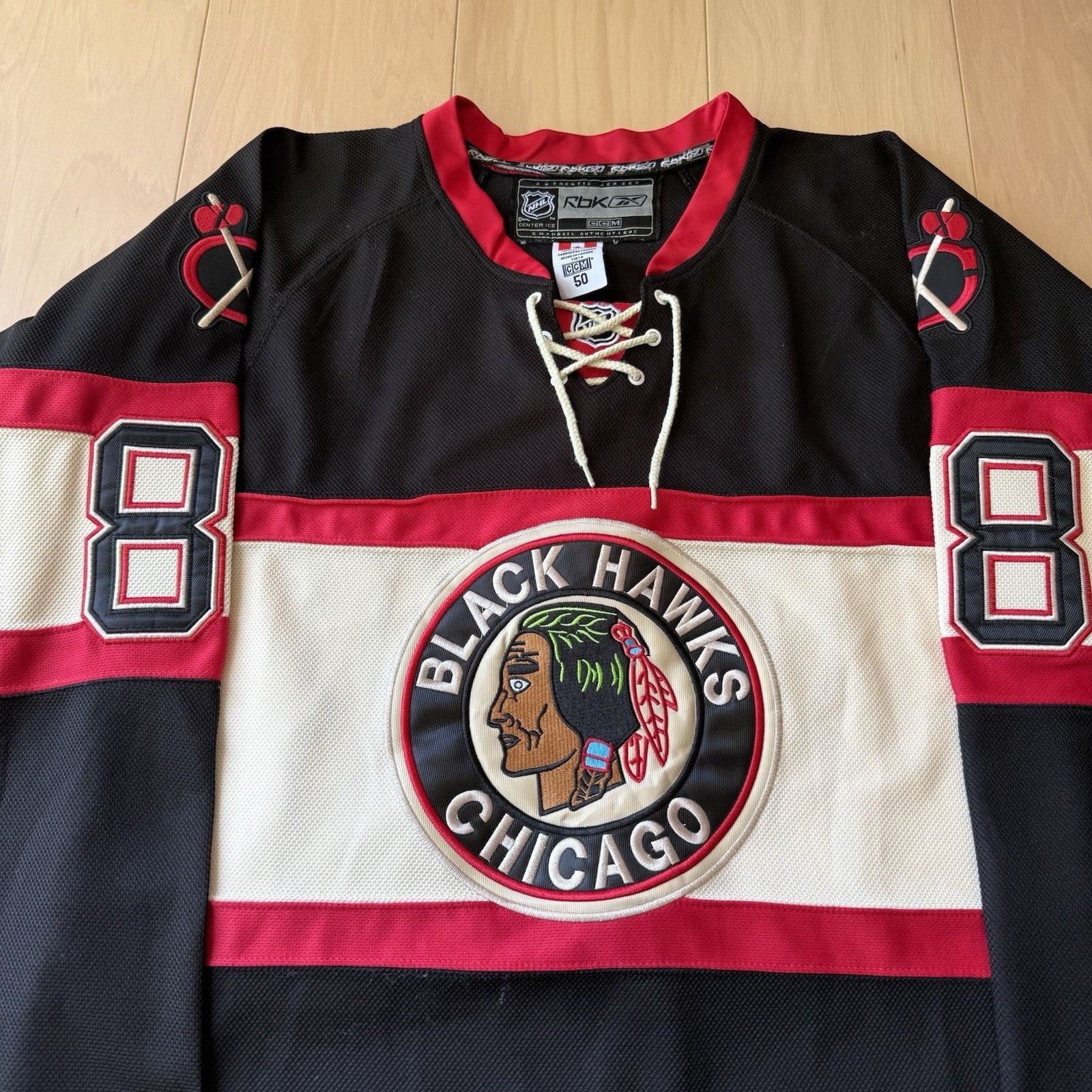 NHL × Reebok Chicago Blackhawks Patrick Kane Jersey 50 Black Multicolor Size US XL / EU 56 / 4 - 3 Thumbnail