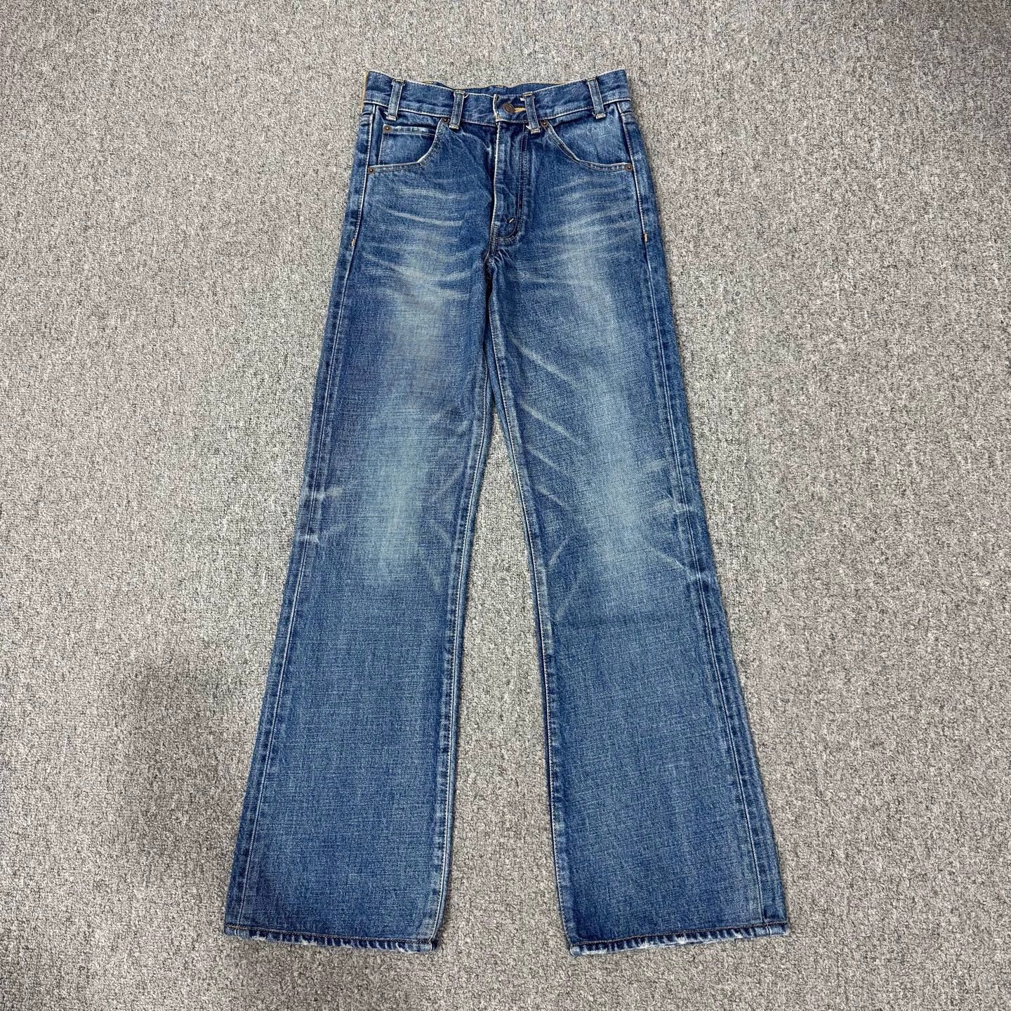 Celine Celine Washed Distressed Flare Jeans US25 Mint Size 25" / US 0 / IT 36 - 1 Thumbnail