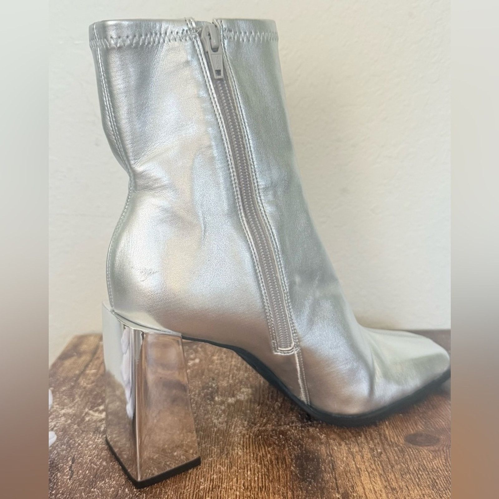 Gianni Valentino Gianni Bini Stretch Silver Ankle Boots with Metallic Block Size US 8 / IT 38 - 7 Thumbnail