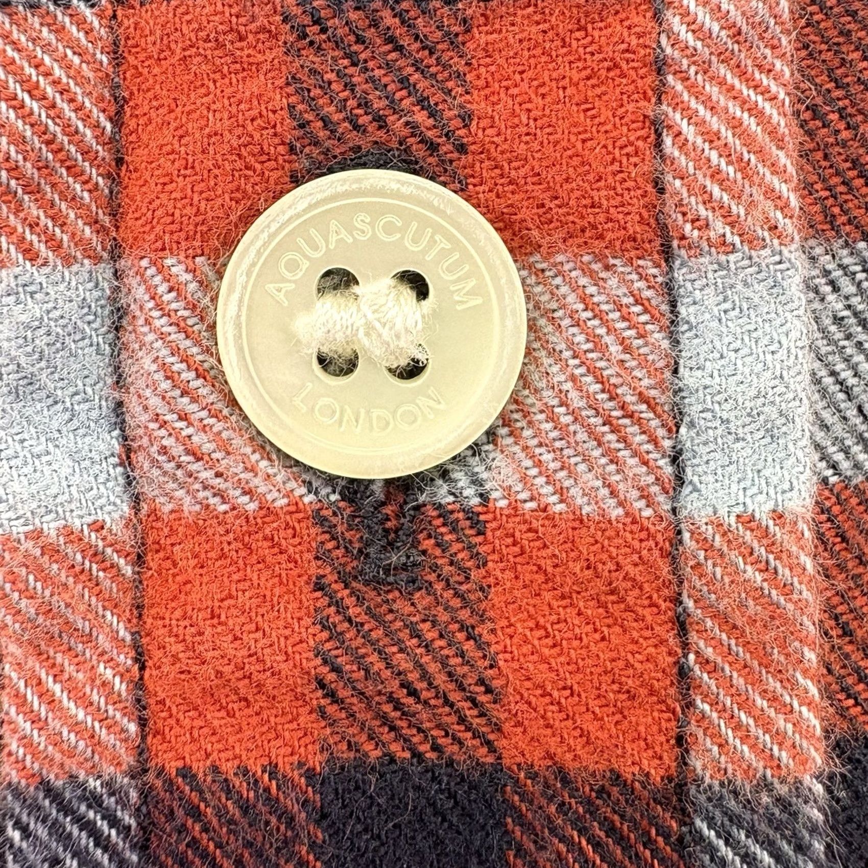 Aquascutum Aquascutum Shirt Mens M Red Navy Flannel Tattersall Plaid Long Sleeve Button Down Size US M / EU 48-50 / 2 - 5 Thumbnail
