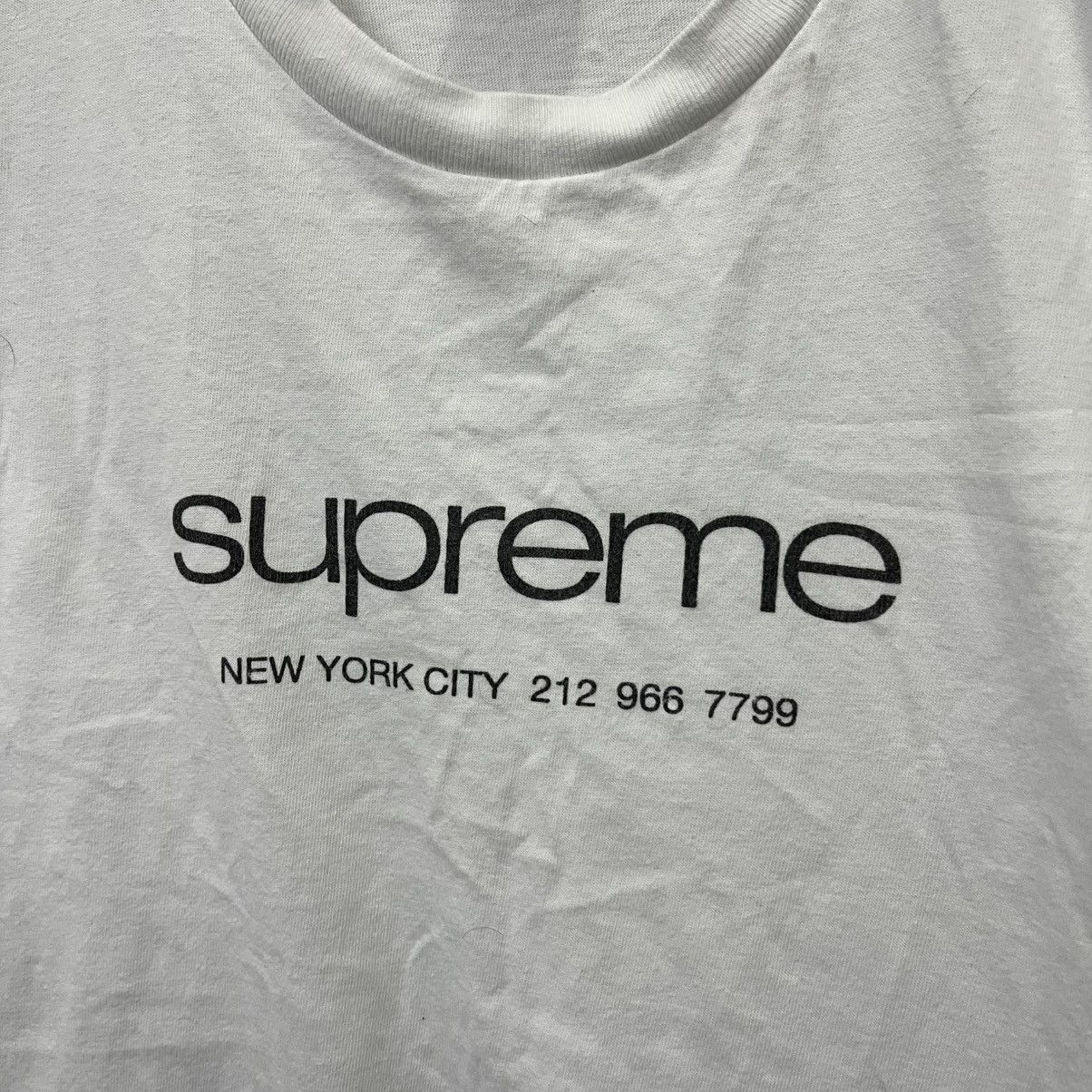 Supreme Supreme T-Shirt big logo white tshirt Size US M / EU 48-50 / 2 - 5 Thumbnail