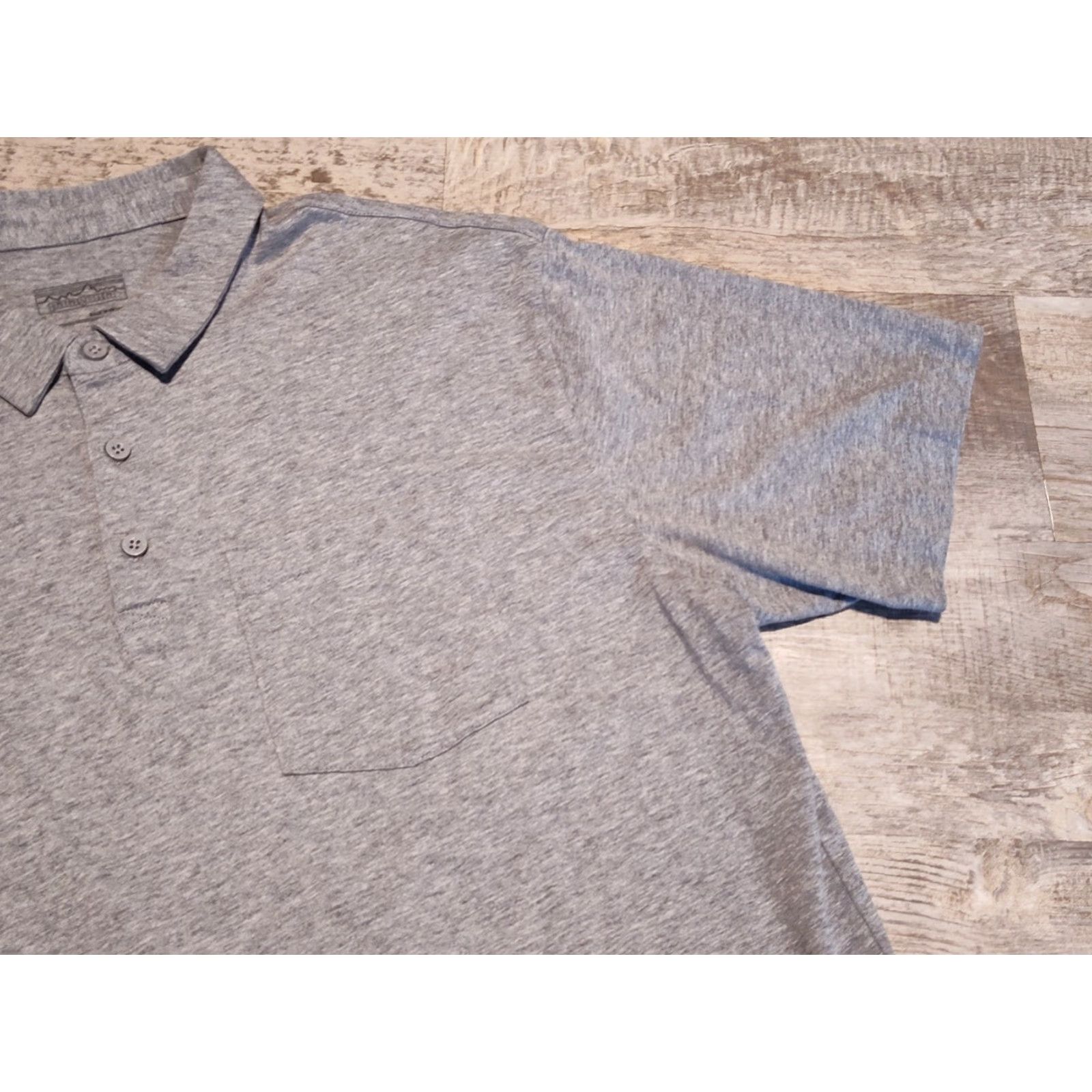Patagonia Patagonia Shirt Mens L Short Sleeve Outdoor Lightweight Polo Gray Size US L / EU 52-54 / 3 - 5 Thumbnail