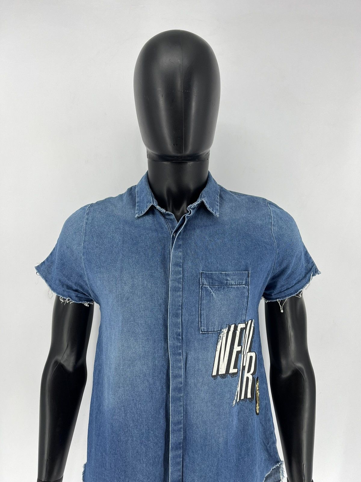 Zara ZARA TRAFALUC NEW ART shirt with frayed edges Size US XS / EU 42 / 0 - 1 Thumbnail